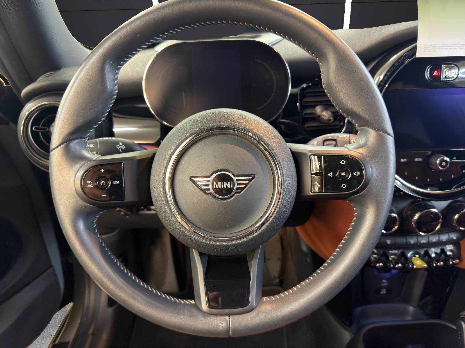 MINI F56 Cooper SE-image-18