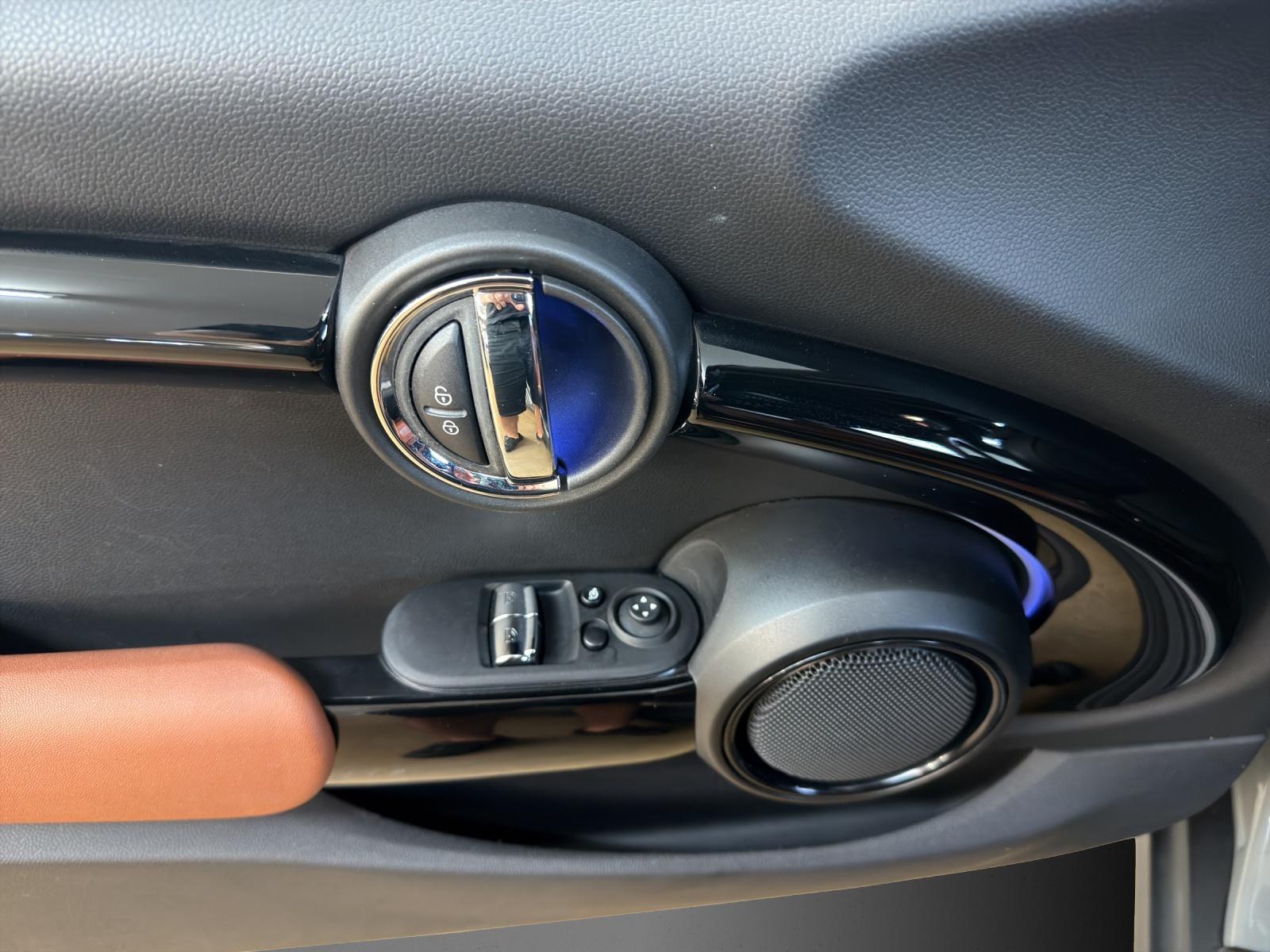MINI F56 Cooper SE-image-9