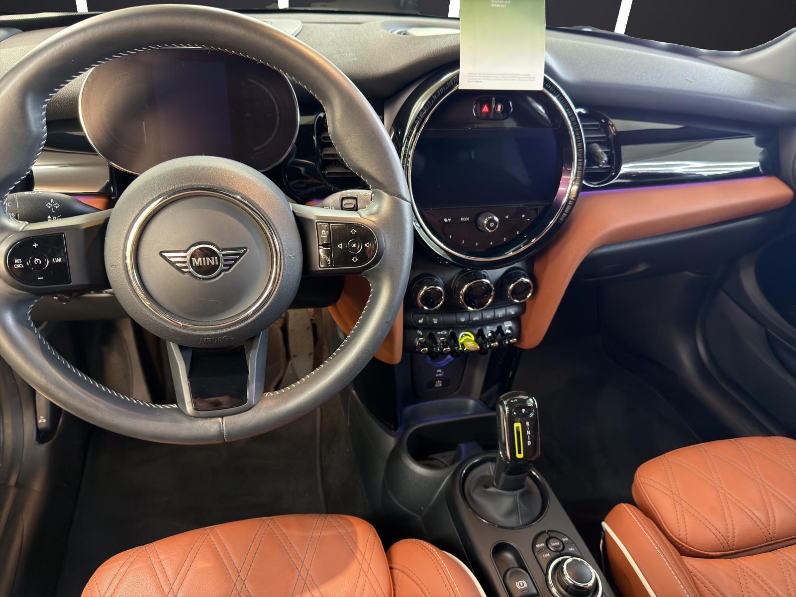 MINI F56 Cooper SE-image-17