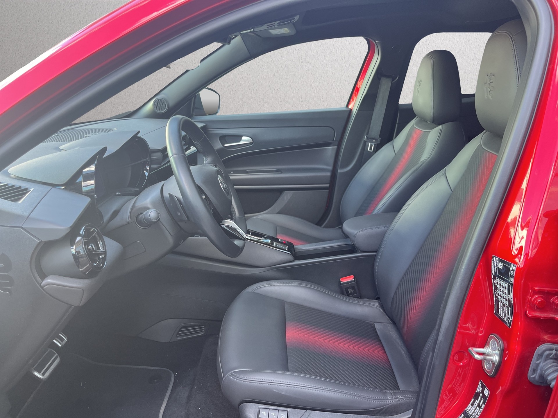 ALFA ROMEO Junior 1.2 48V Hybrid Speciale-image-3