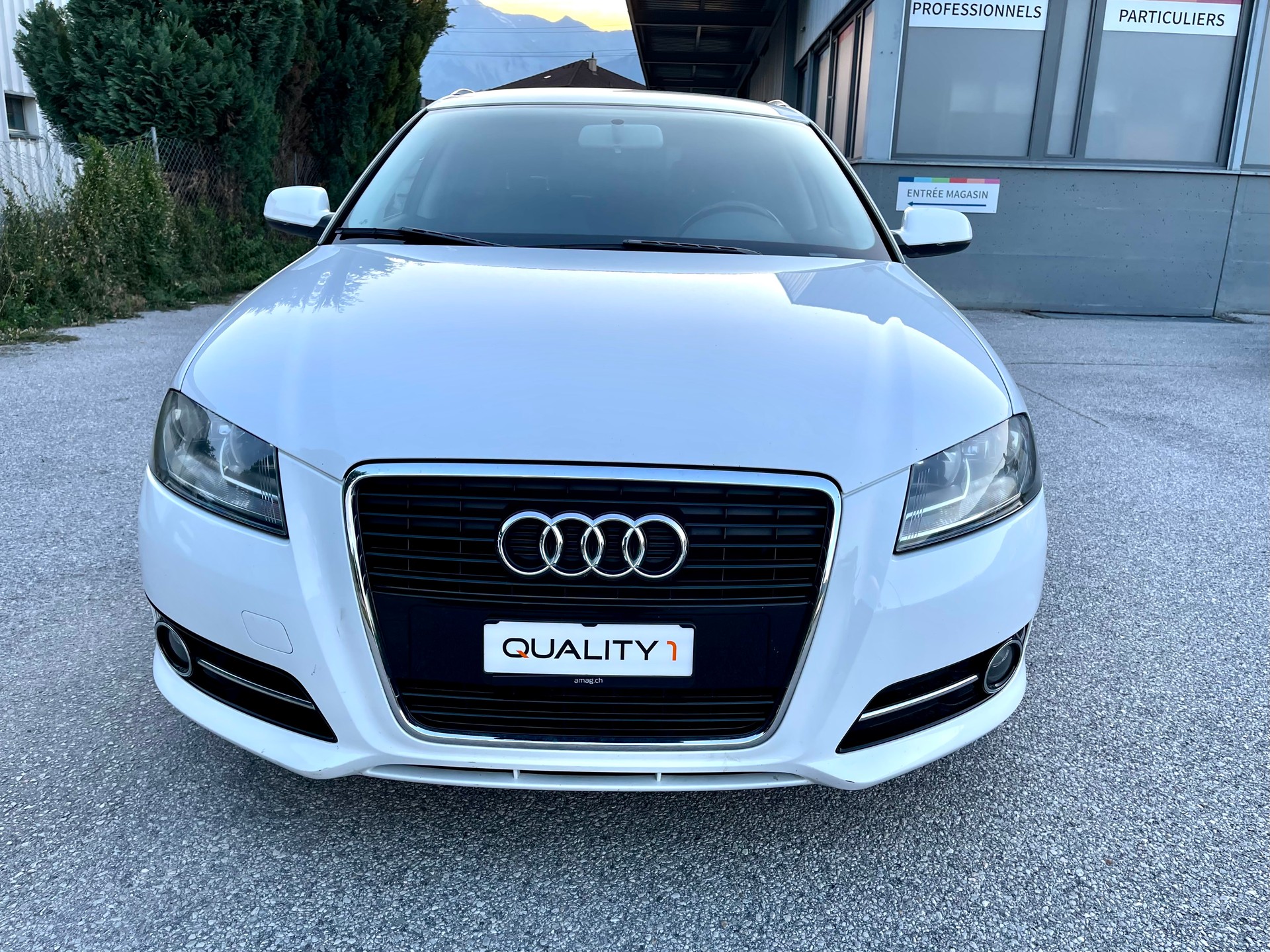 AUDI A3 Sportback 1.4 TFSI Ambition-image-7