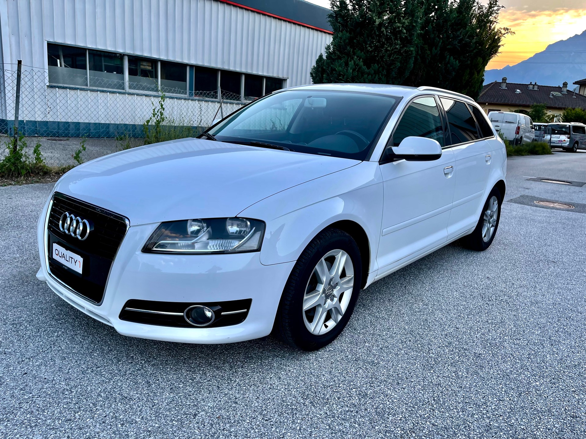 AUDI A3 Sportback 1.4 TFSI Ambition-image-8