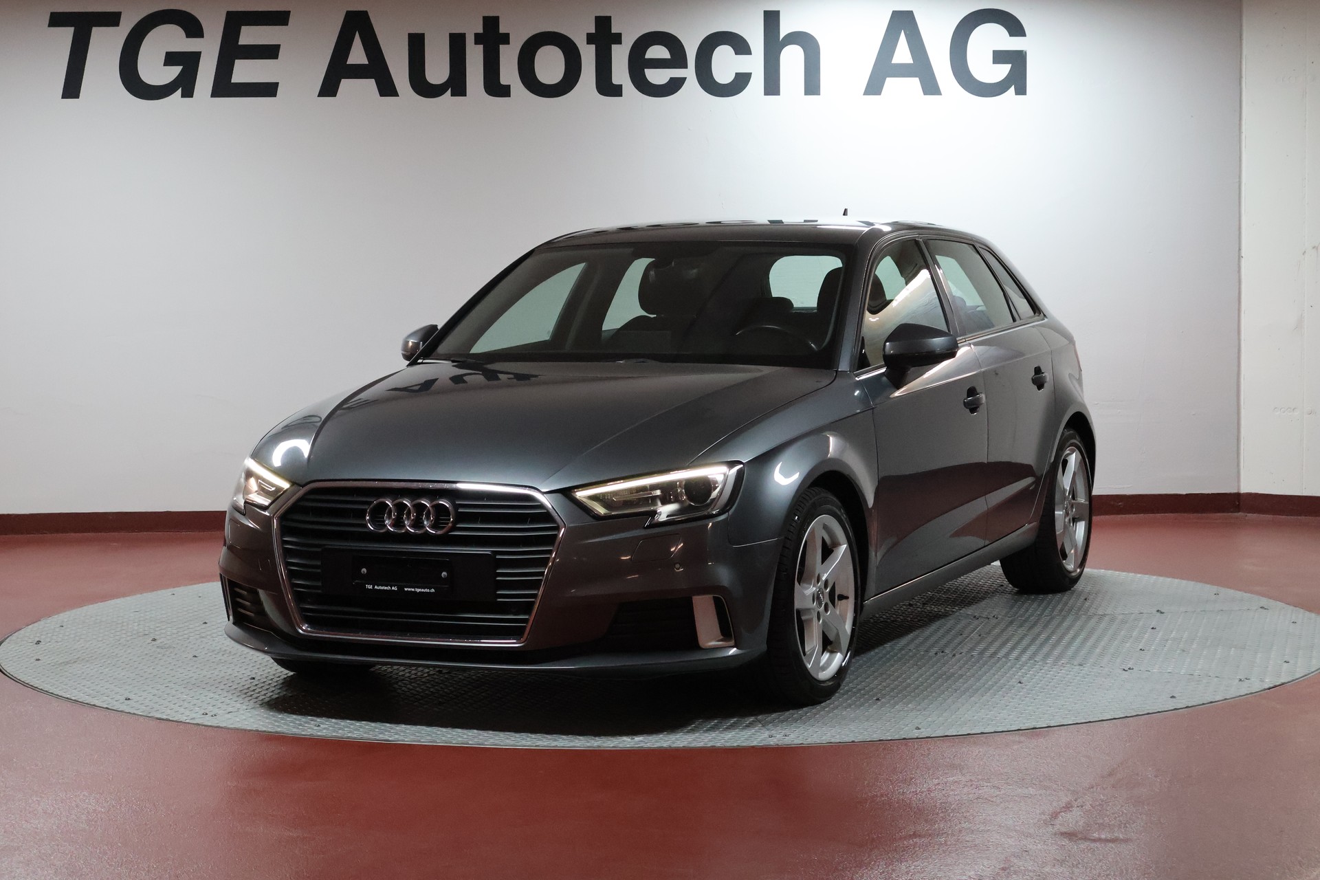 AUDI A3 Sportback-image-0