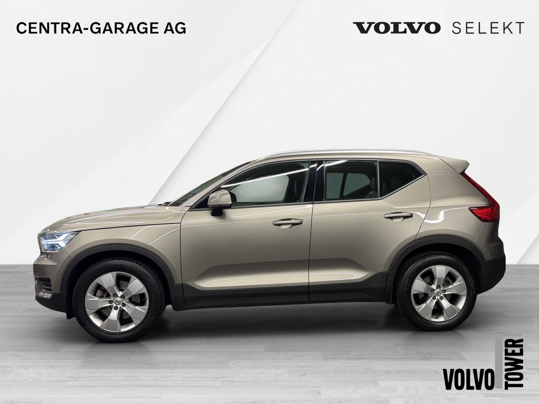 VOLVO XC40 T4 AWD Momentum Geartronic-image-2