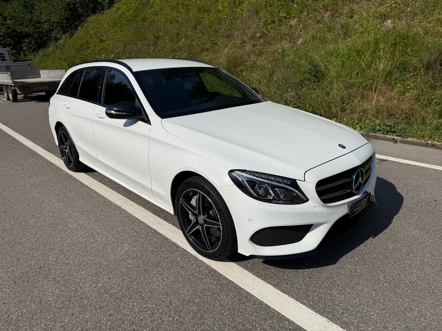 MERCEDES-BENZ C 250 BlueTEC AMG Line 4Matic 7G-Tronic-image-3