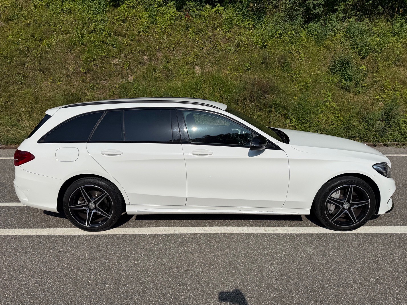 MERCEDES-BENZ C 250 BlueTEC AMG Line 4Matic 7G-Tronic-image-6