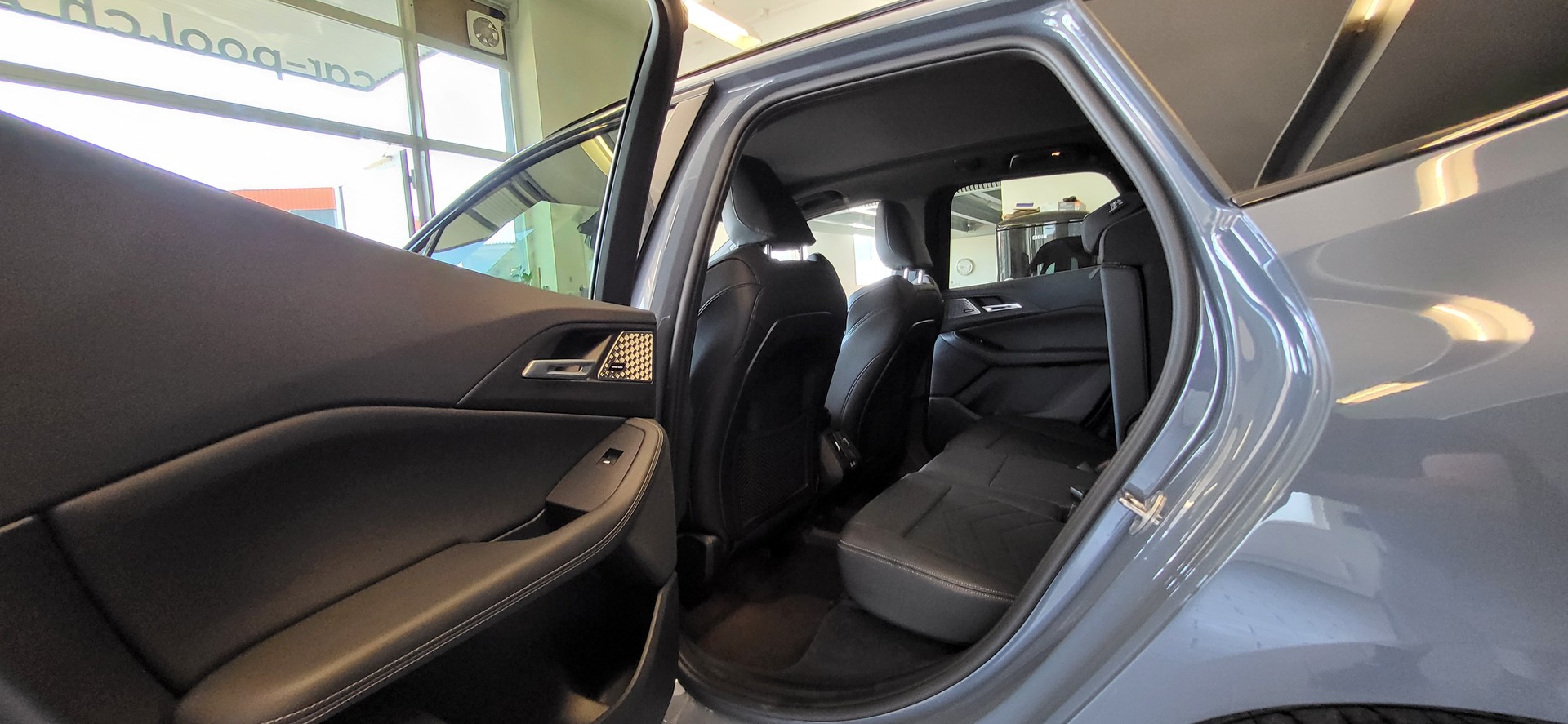 BMW 223i Active Tourer M Sport DKG-image-9