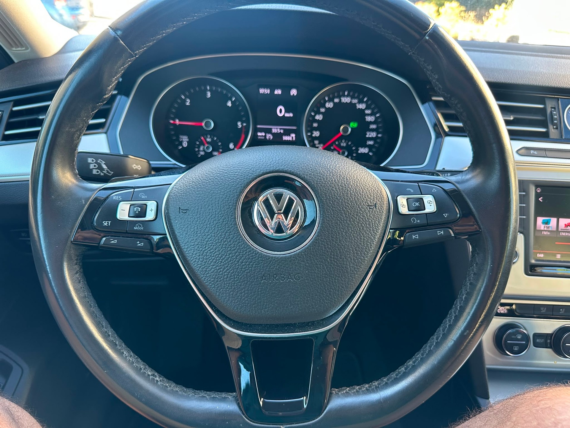 VW Passat Variant 2.0 TDI BMT Trendline DSG-image-7