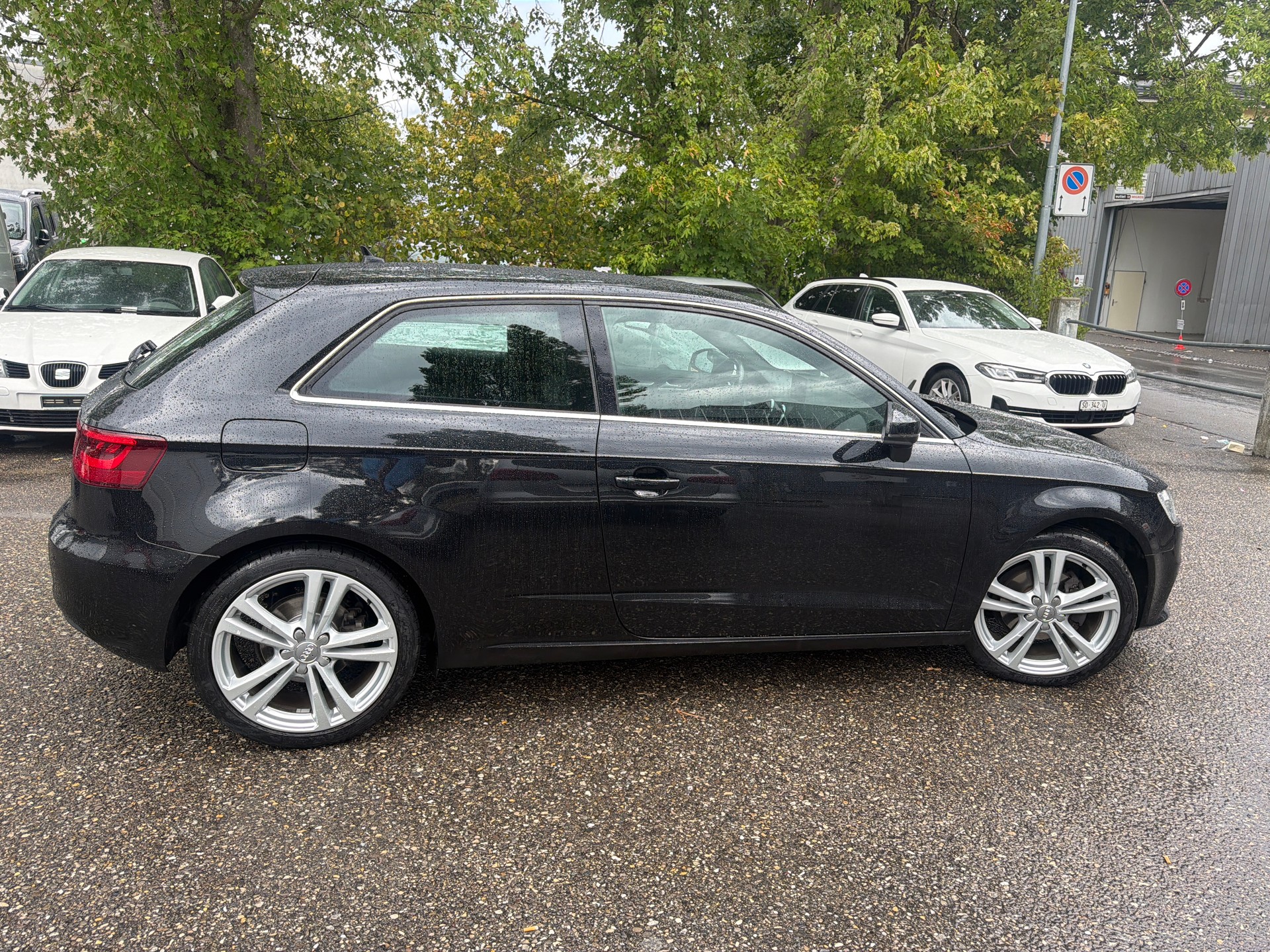 AUDI A3 2.0 TDI Ambition S-tronic ** Navigation ** Xenon ** Tempomat ** PDC V&H- RF-Kamera ** Frisch Ab MFK-image-9