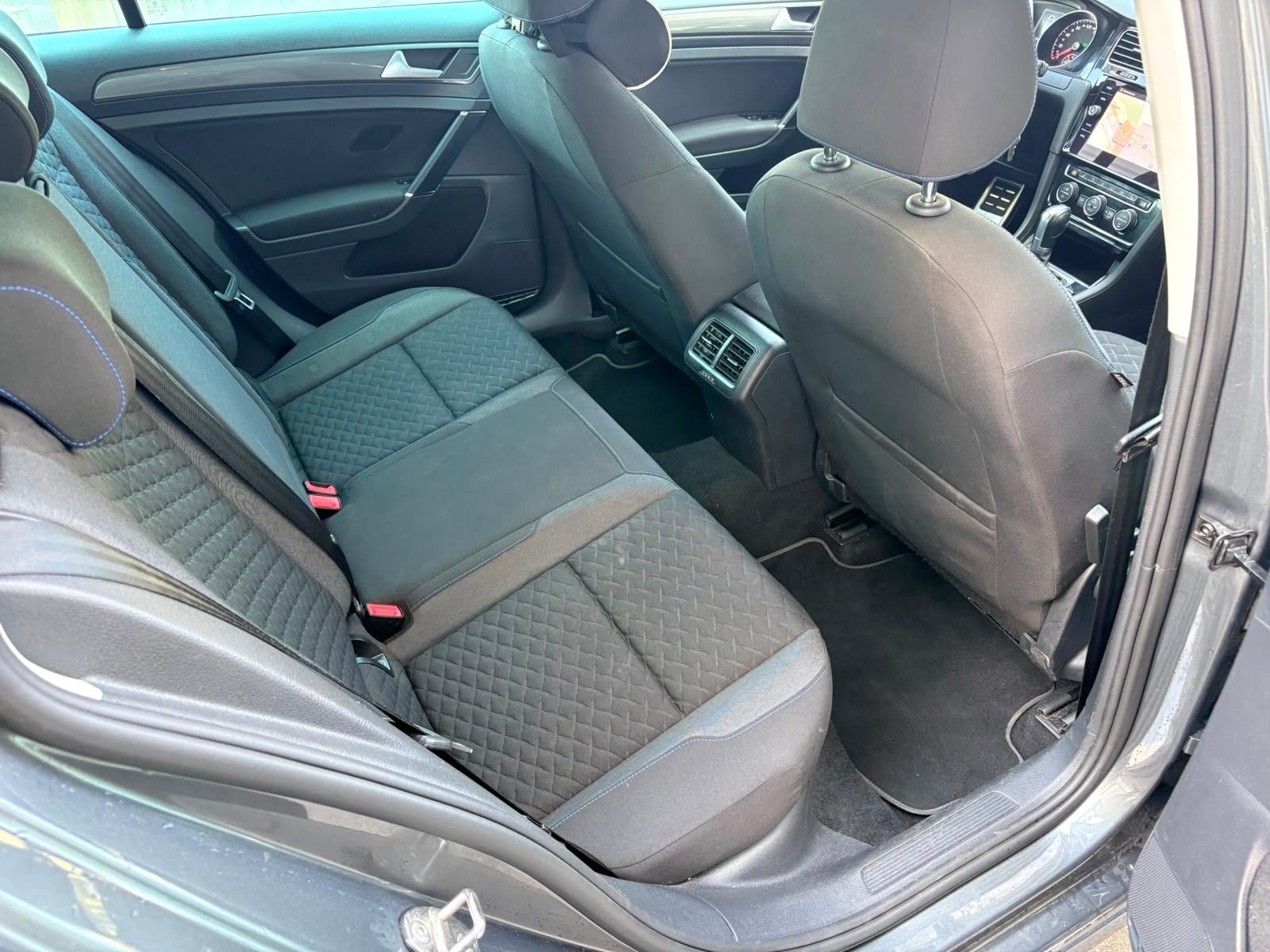VW Golf 7.5-image-4