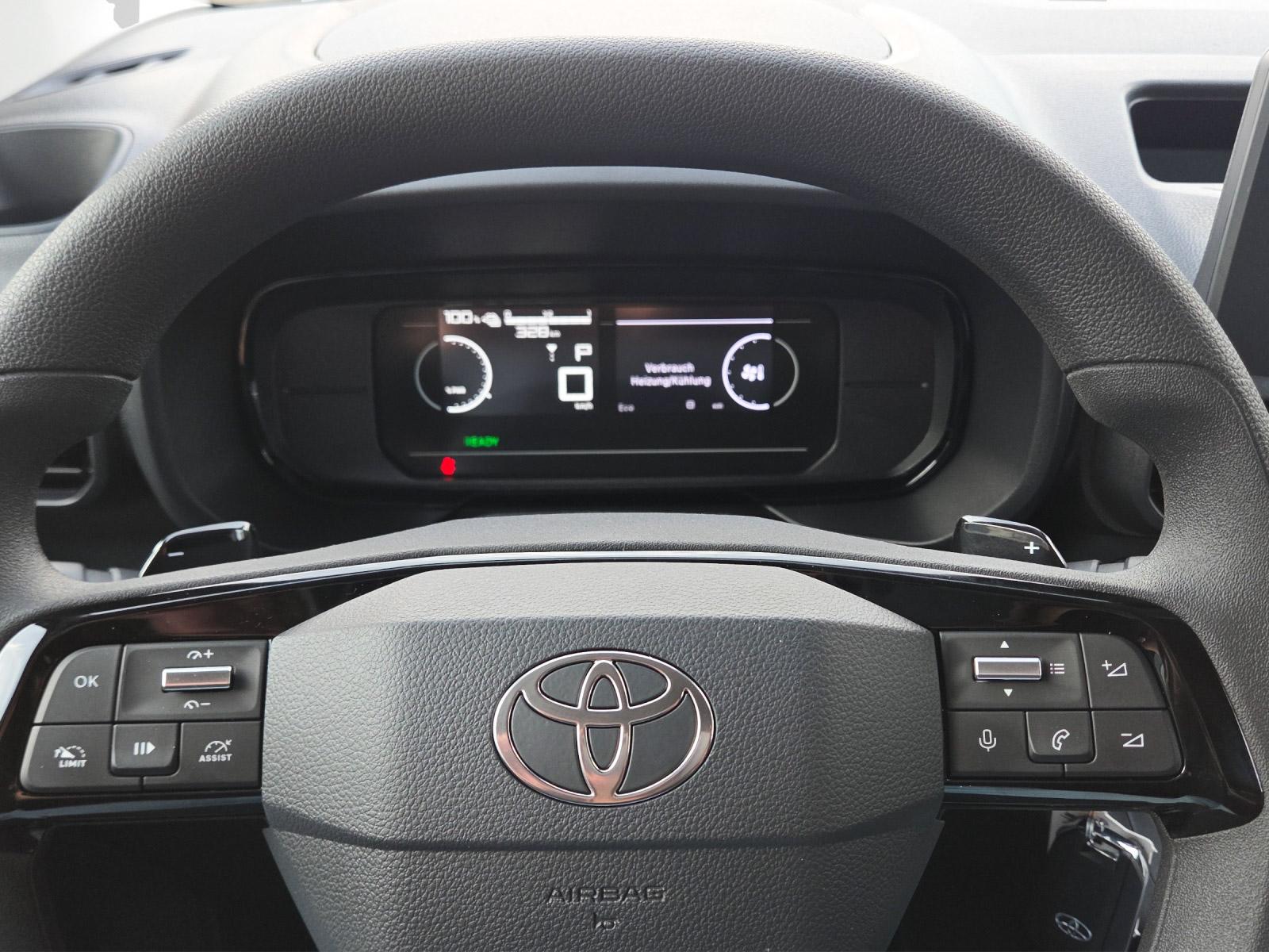 TOYOTA PROACE CITY Van L1 52KWh Active-image-13