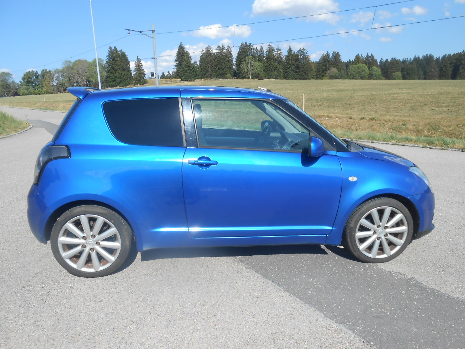 SUZUKI Swift 1.6i 16V Sport-image-3