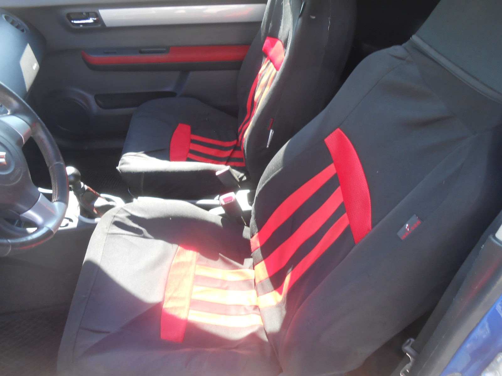 SUZUKI Swift 1.6i 16V Sport-image-9