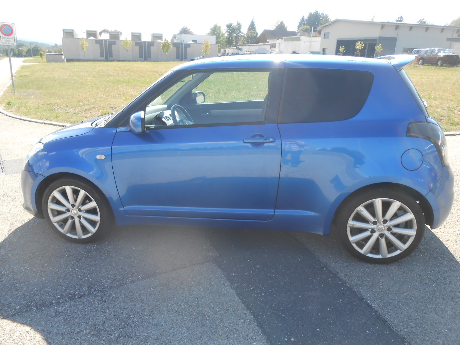 SUZUKI Swift 1.6i 16V Sport-image-7