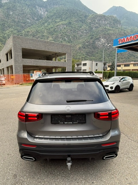 MERCEDES-BENZ GLB 220 d 4Matic AMG Line 8G-Tronic-image-4
