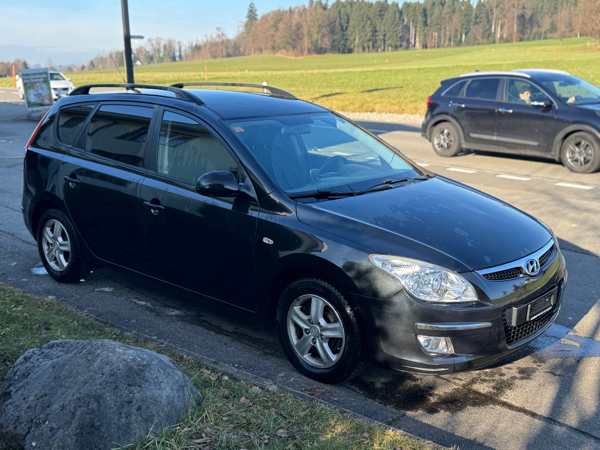 HYUNDAI i30 Wagon 1.6 CRDi Style-image-2