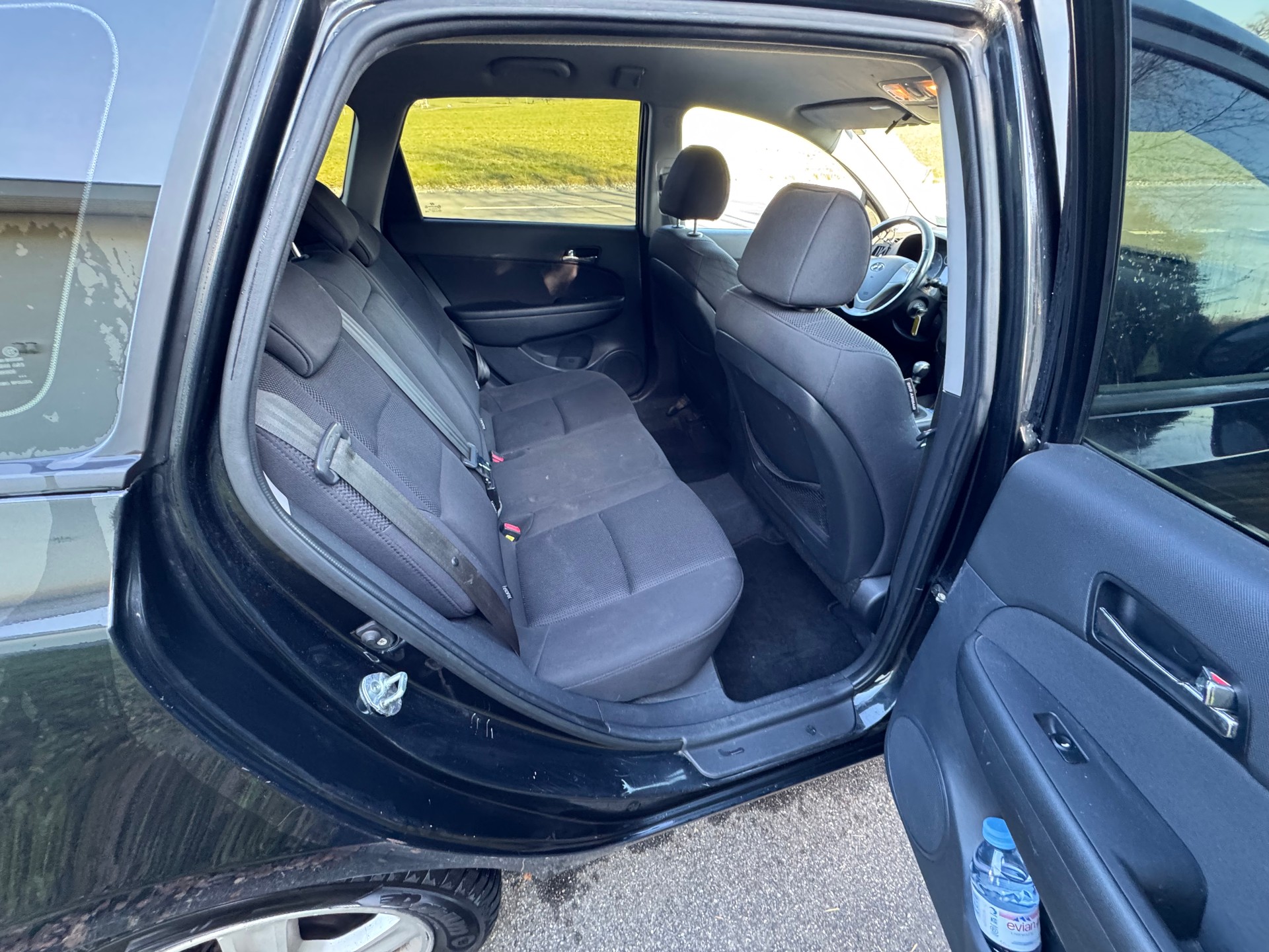 HYUNDAI i30 Wagon 1.6 CRDi Style-image-8