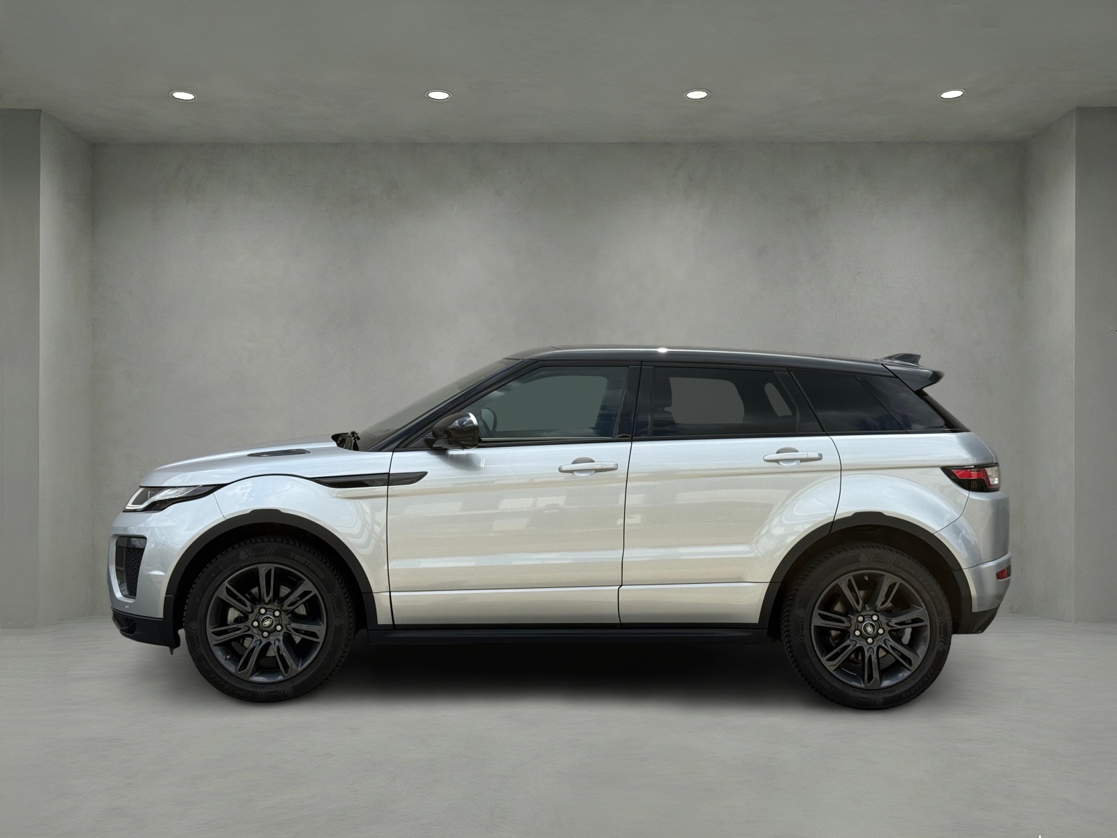 LAND ROVER Range Rover Evoque 2.0 TD4 Autobiography AT9-image-1
