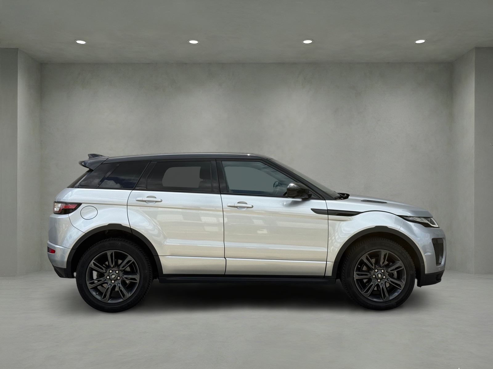 LAND ROVER Range Rover Evoque 2.0 TD4 Autobiography AT9-image-5