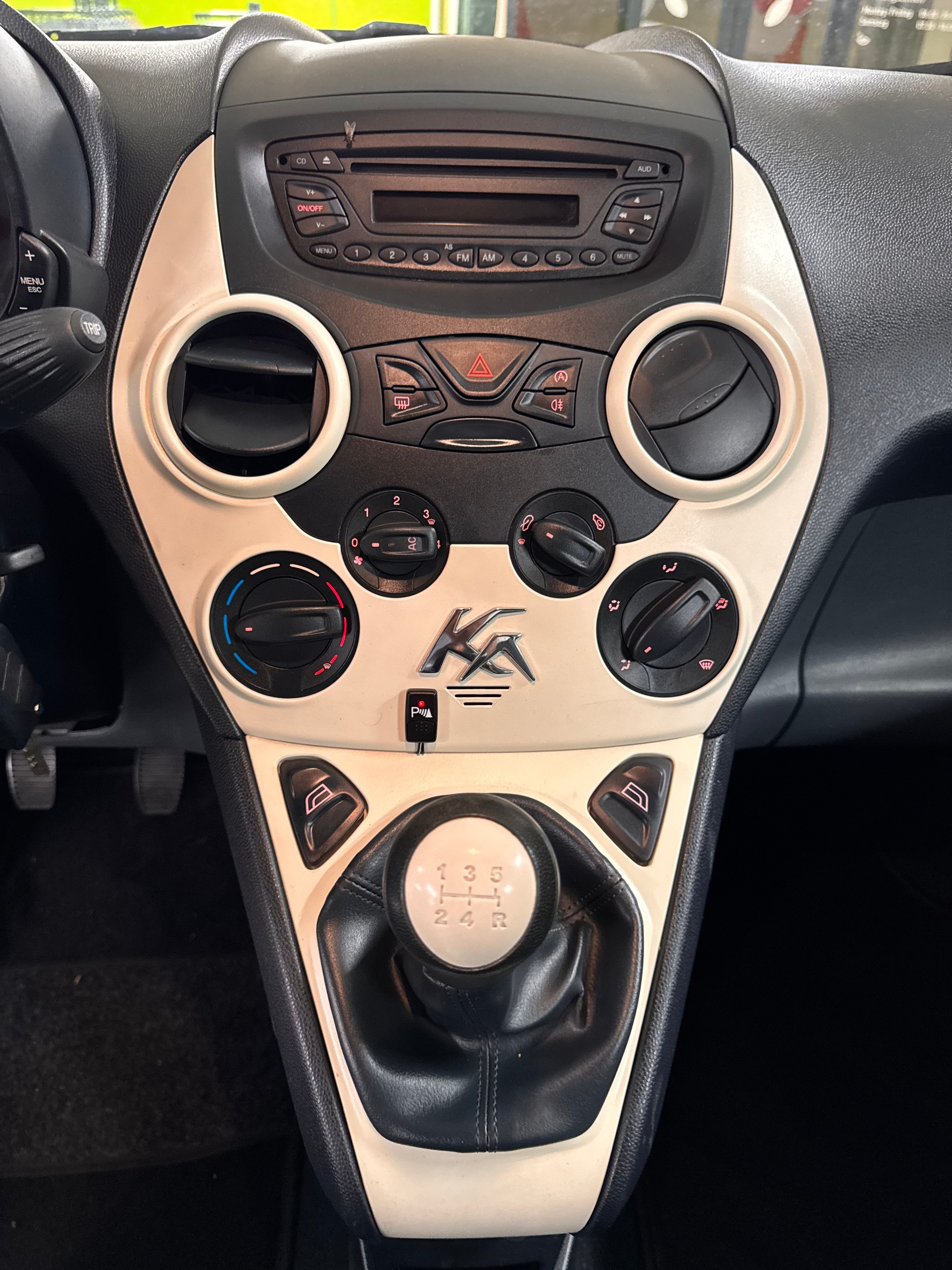 FORD KA 1.25 Trend-image-13