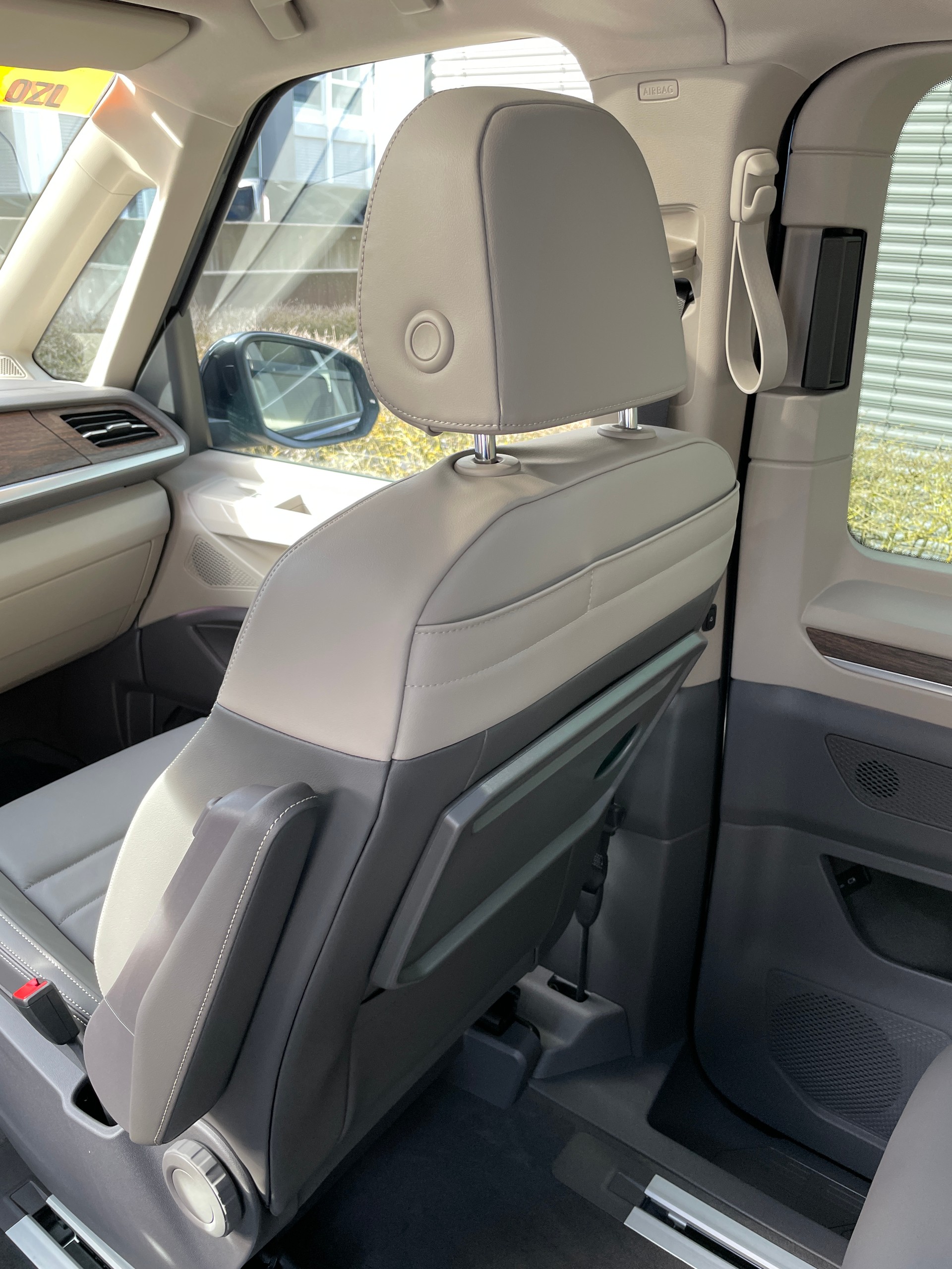VW Multivan 1.4 eHybrid Style DSG - 6 Sitzer-image-15