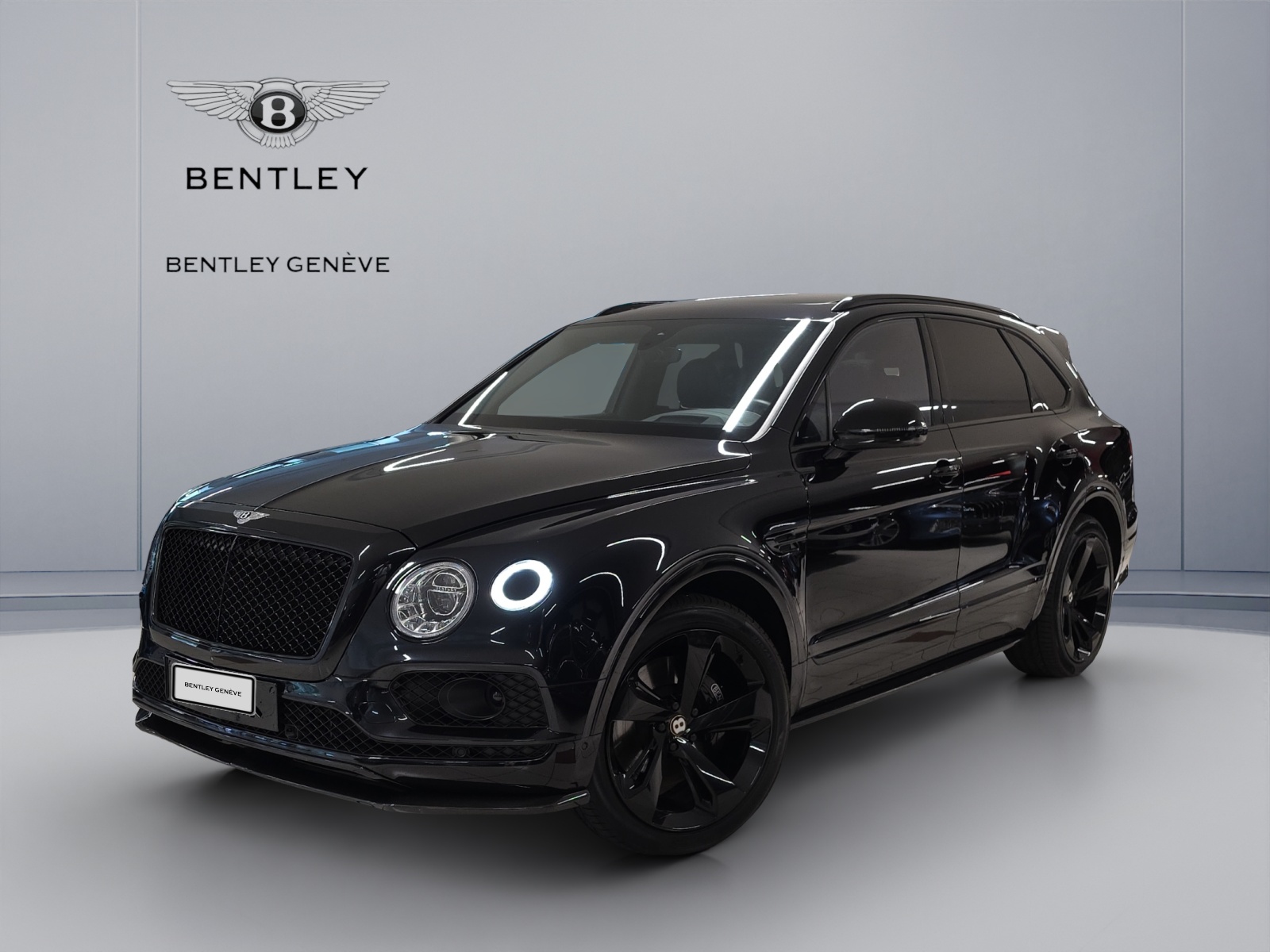 BENTLEY Bentayga V8-image-0
