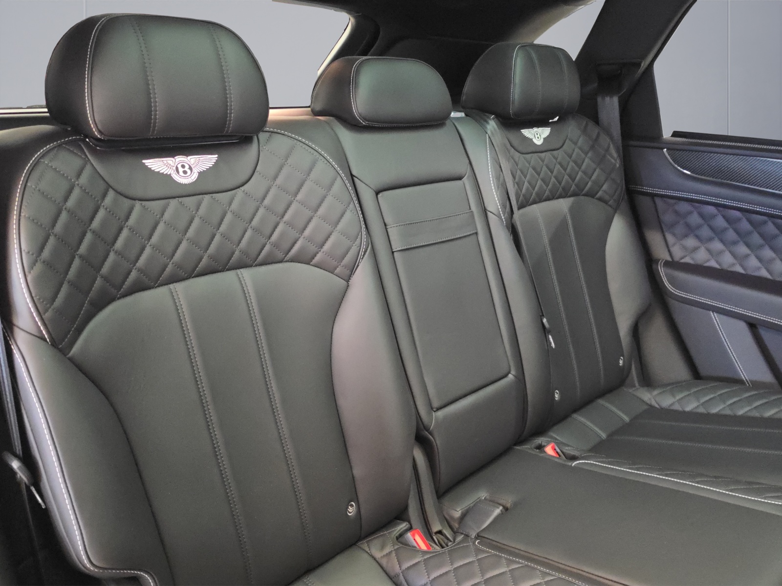Image BENTLEY BENTAYGA Bentayga V8