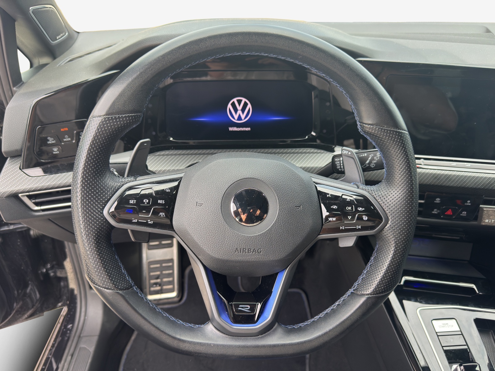 VW Golf 2.0 TSI R DSG 4Motion-image-9