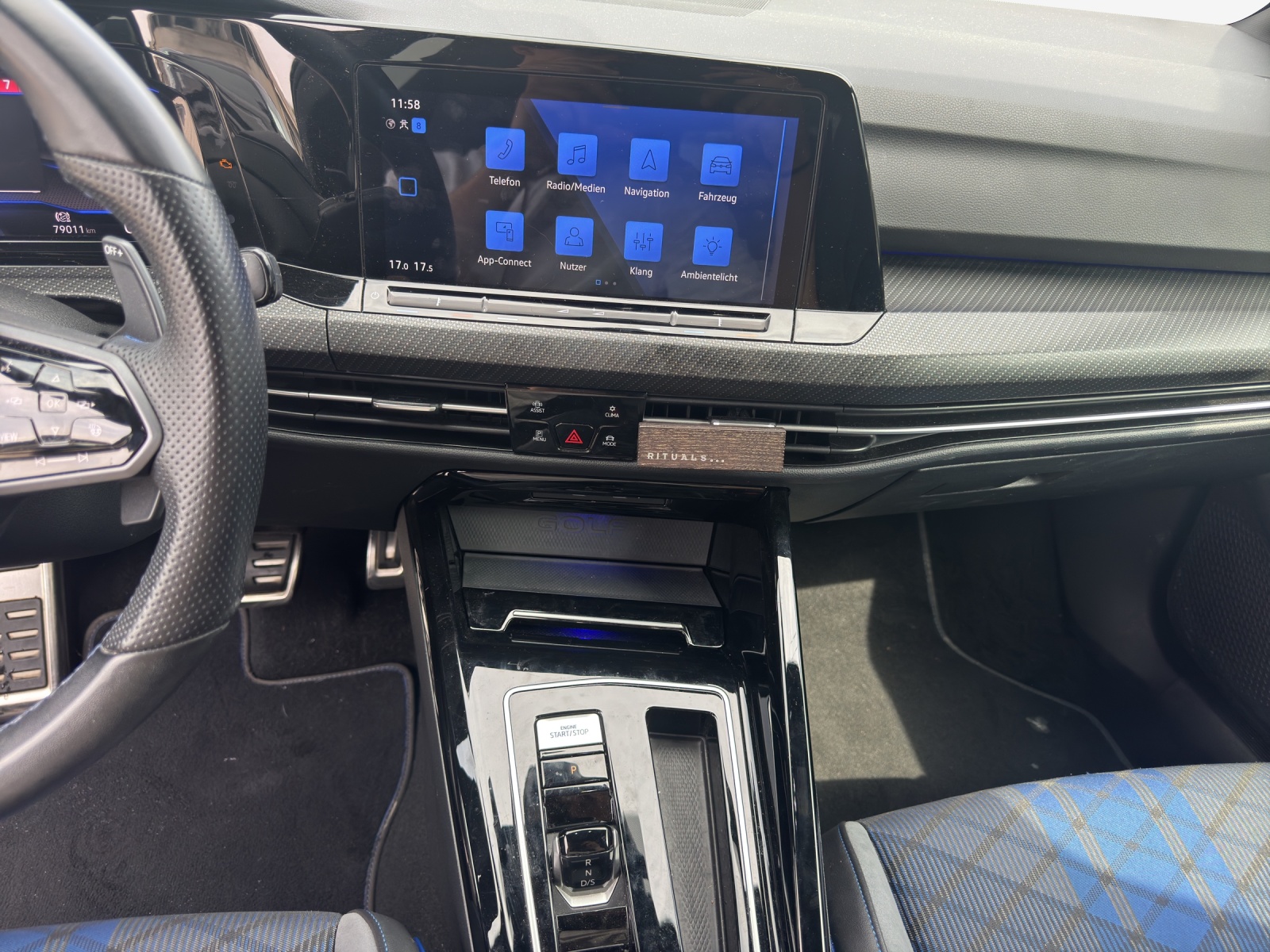 VW Golf 2.0 TSI R DSG 4Motion-image-10