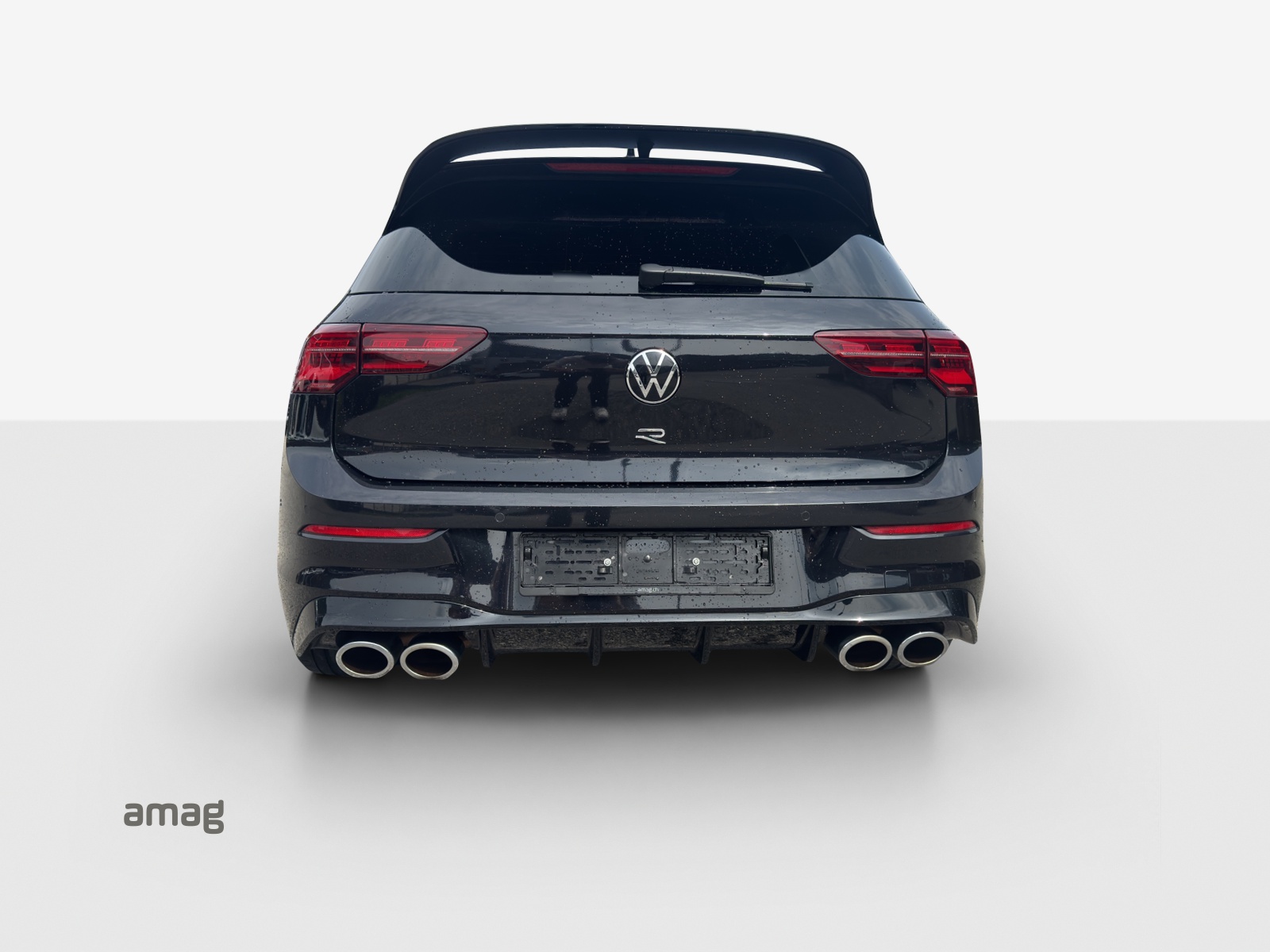 VW Golf 2.0 TSI R DSG 4Motion-image-3