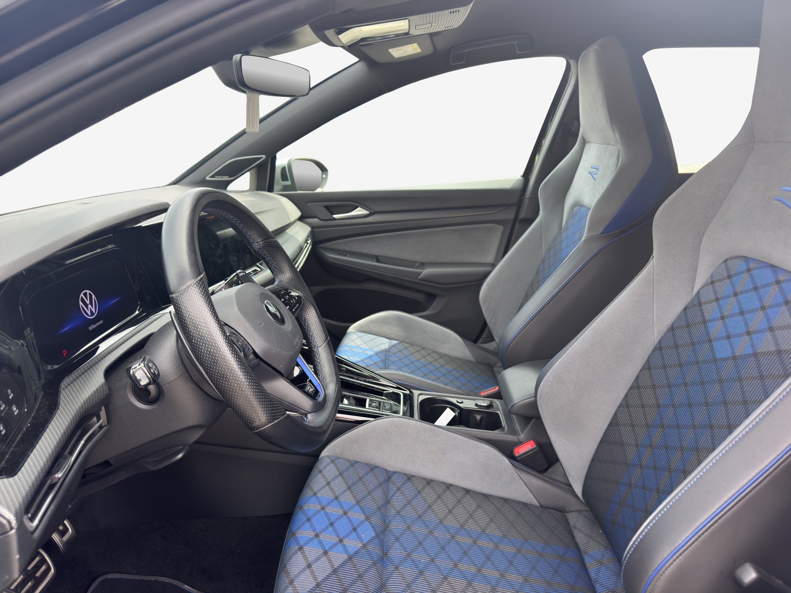 VW Golf 2.0 TSI R DSG 4Motion-image-7