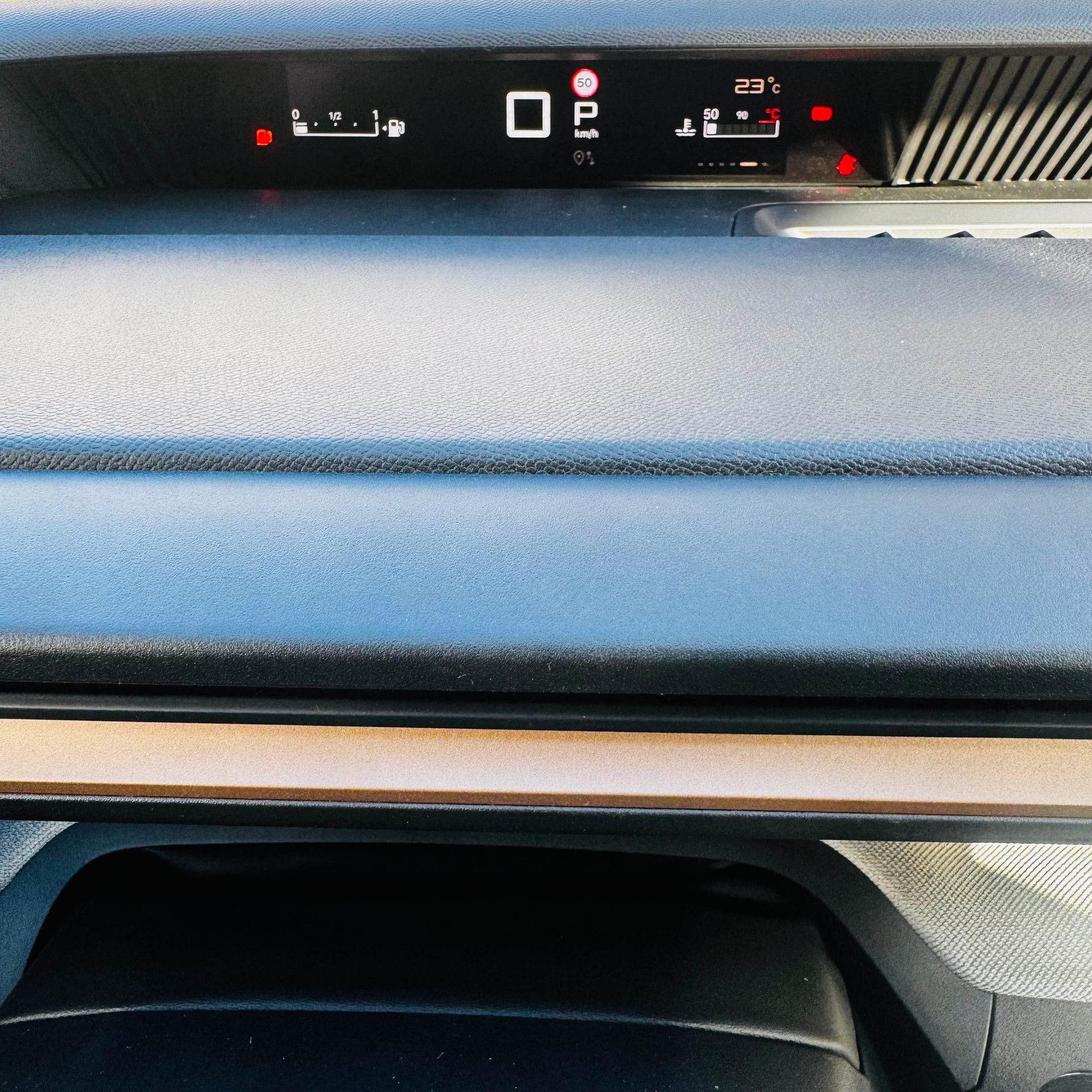 CITROEN NEW C3 Aircross 1.2 Hybrid Business-image-11