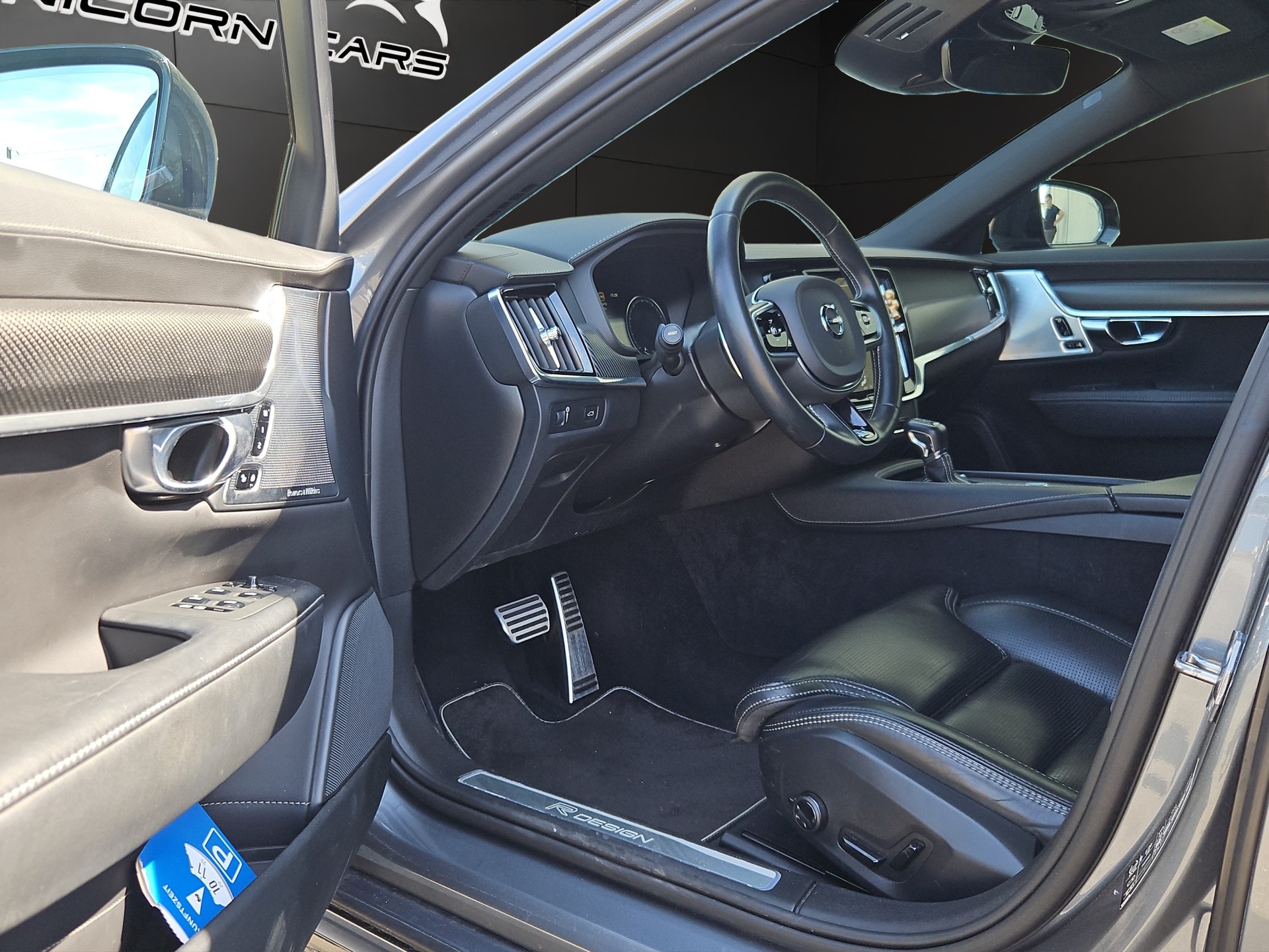 VOLVO V90 T6 AWD R-Design Geartronic-image-26