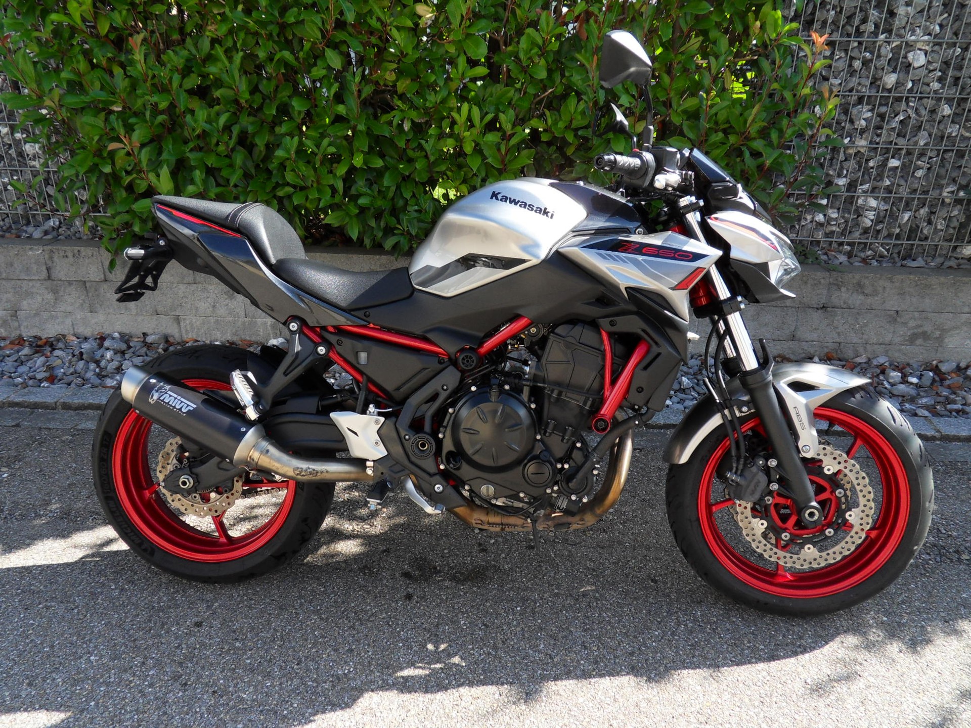 KAWASAKI Z 650