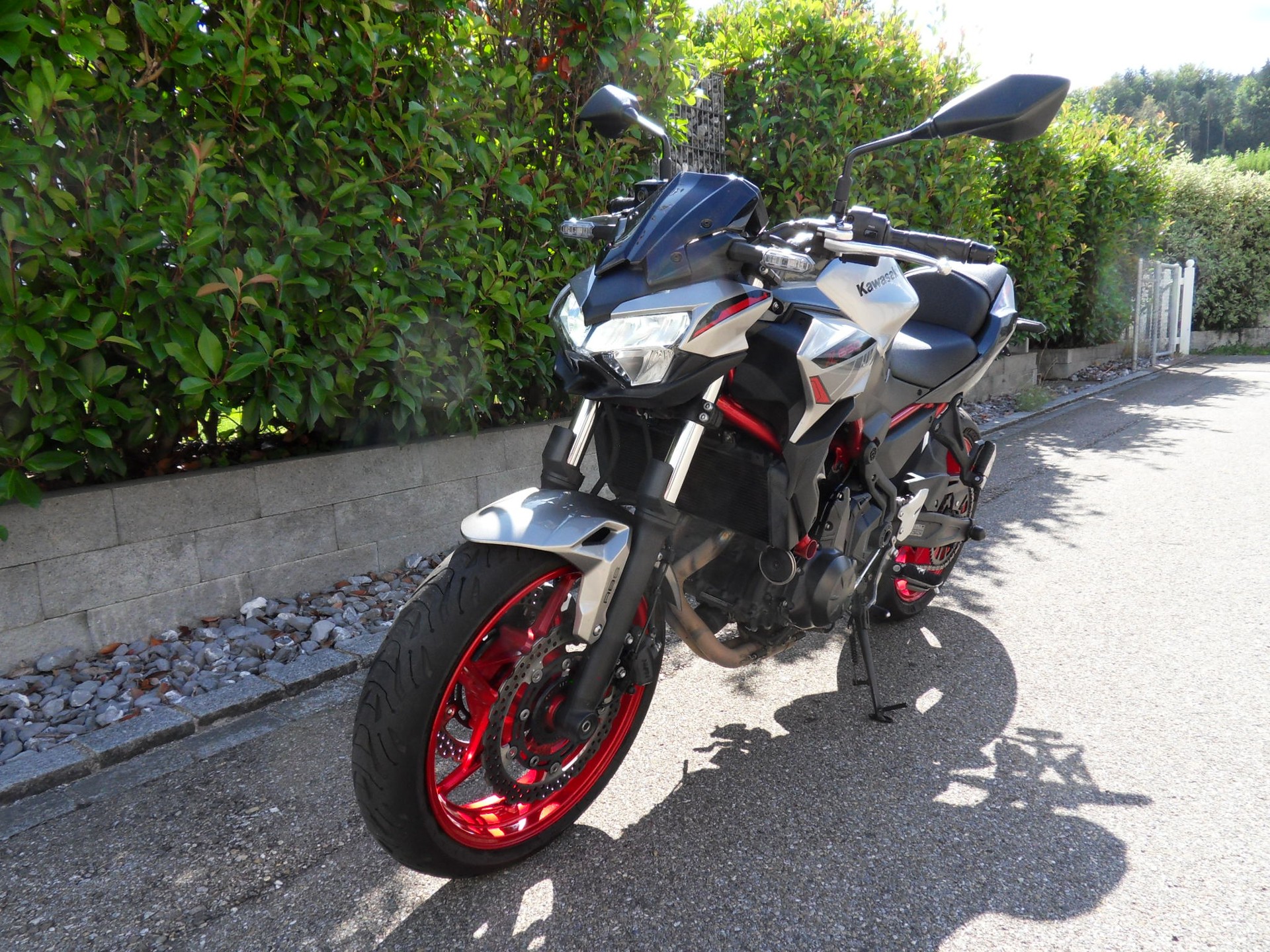 KAWASAKI Z 650-image-6