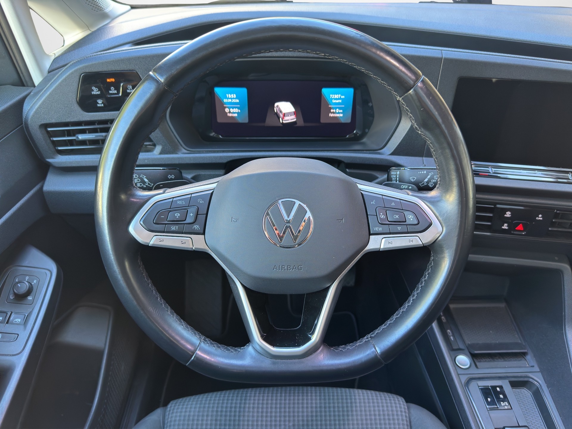 VW Caddy 2.0 TDI Liberty DSG-image-9