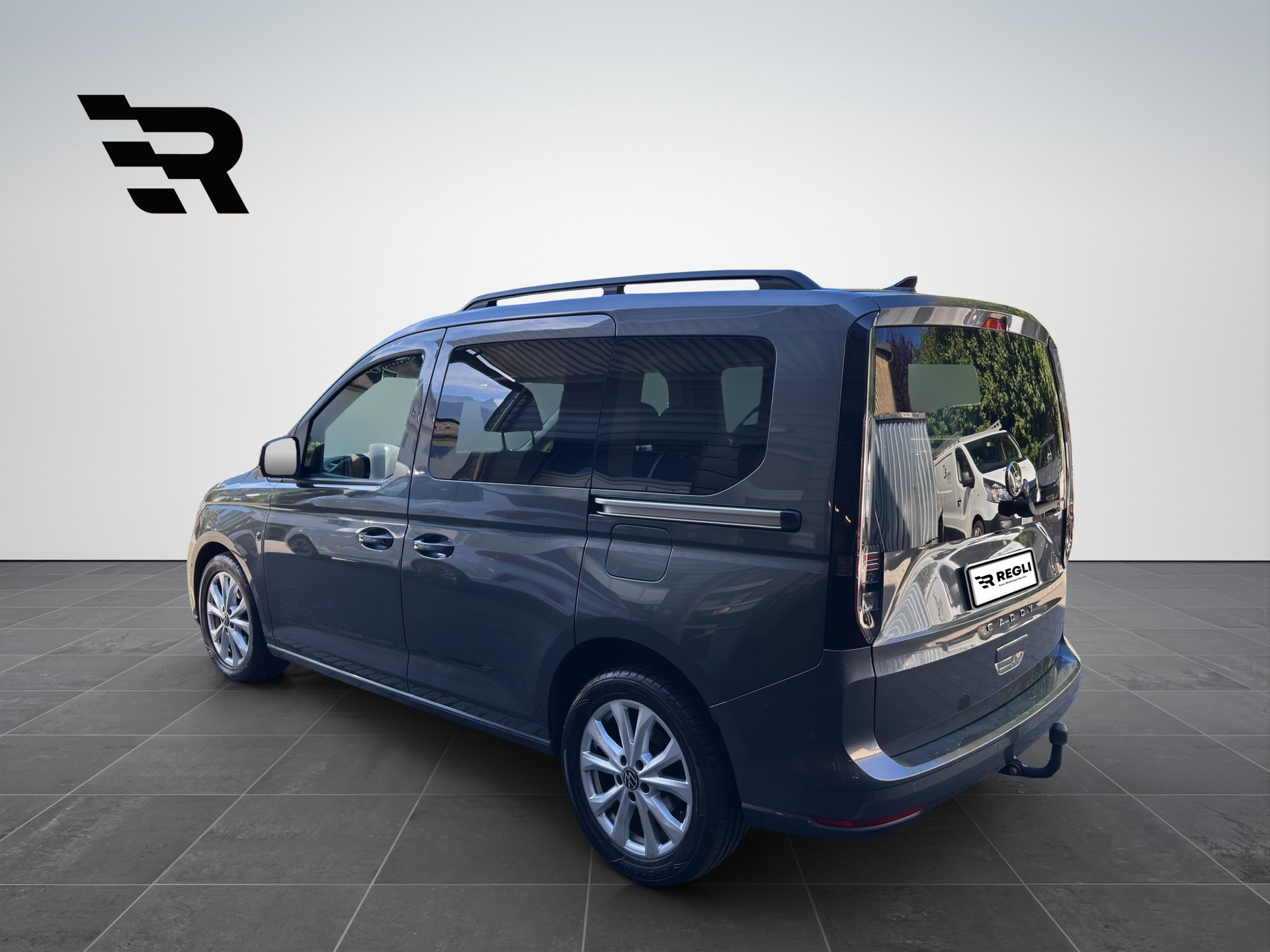 VW Caddy 2.0 TDI Liberty DSG-image-2