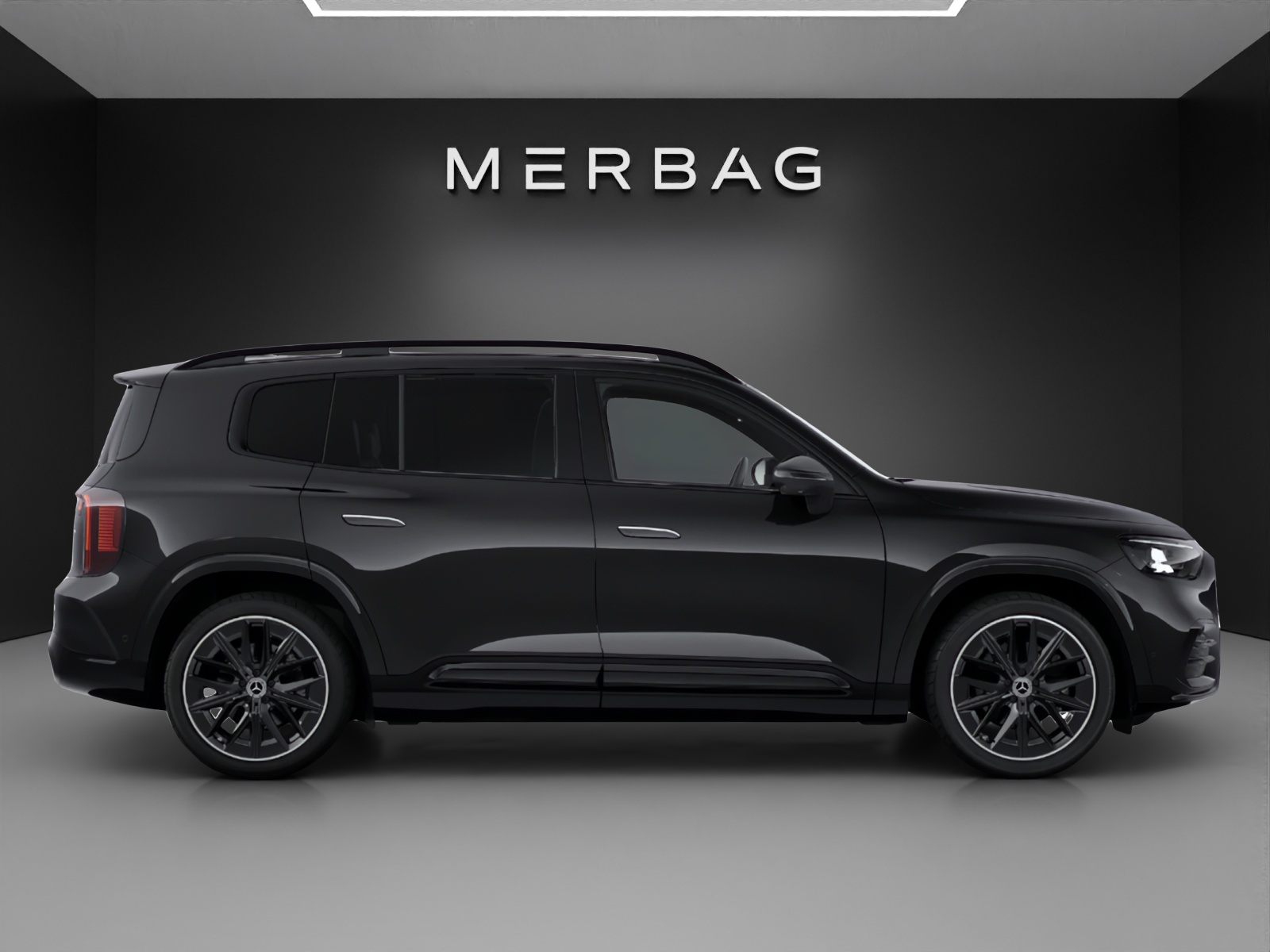 MERCEDES-BENZ GLB 220 4Matic 8G-Tronic-image-1