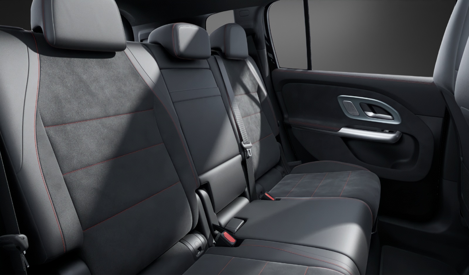 MERCEDES-BENZ GLB 220 4Matic 8G-Tronic-image-9