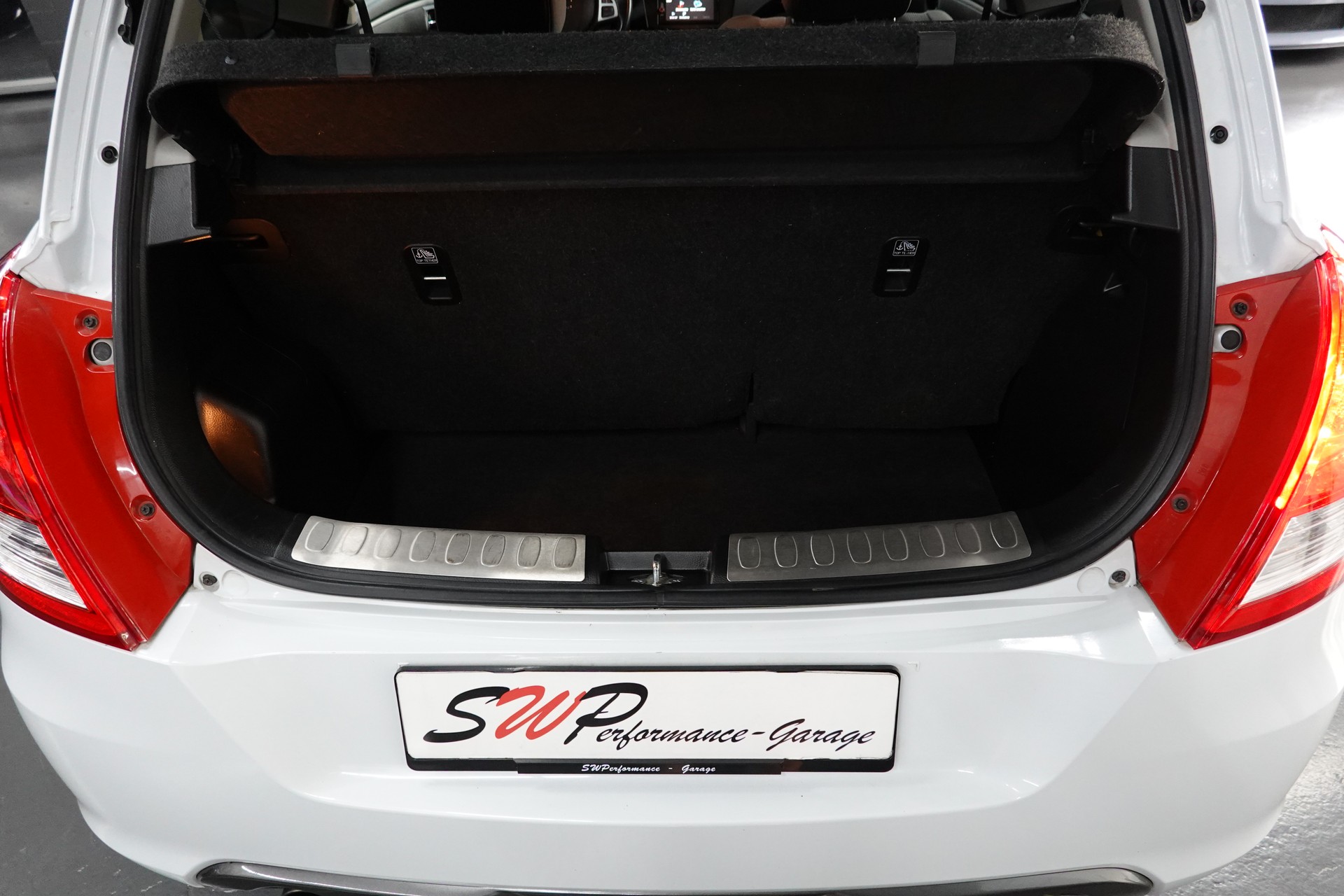 SUZUKI SWIFT 1.6i 16V SPORT PERL CH-FZ-image-28