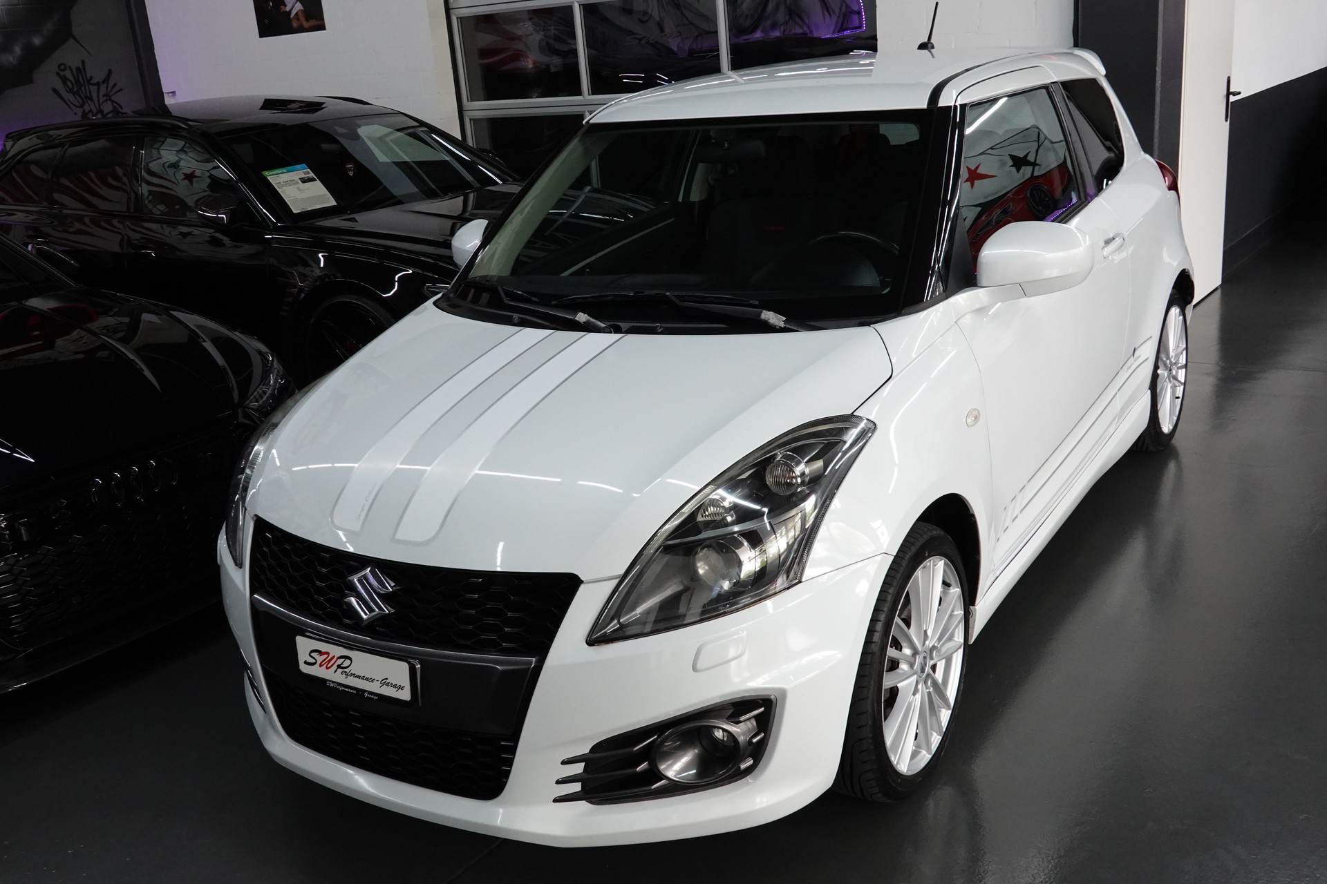 SUZUKI SWIFT 1.6i 16V SPORT PERL CH-FZ-showroom-element-2