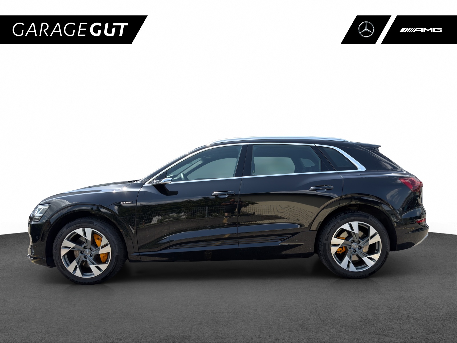 AUDI e-tron 55 quattro-image-1