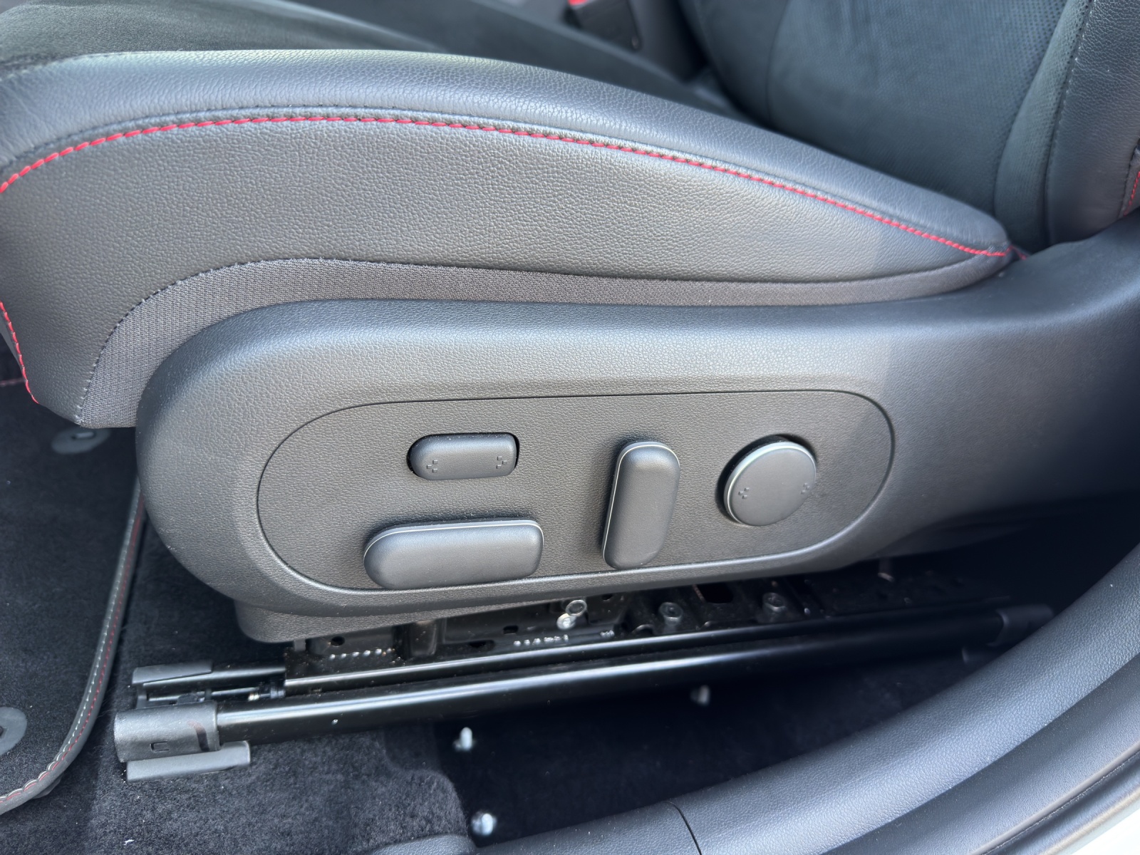 HYUNDAI Kona 1.6 GDi Hybrid N-Line MY25-image-5