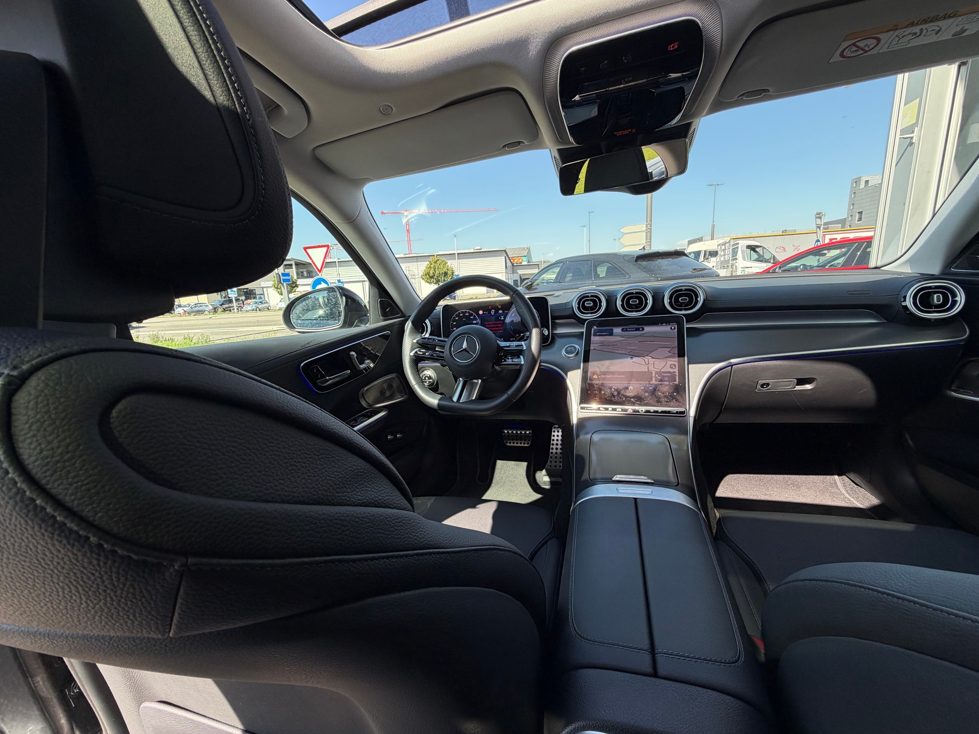 MERCEDES-BENZ C 300e AMG Line 4 Matic EQ Hybrid-image-13