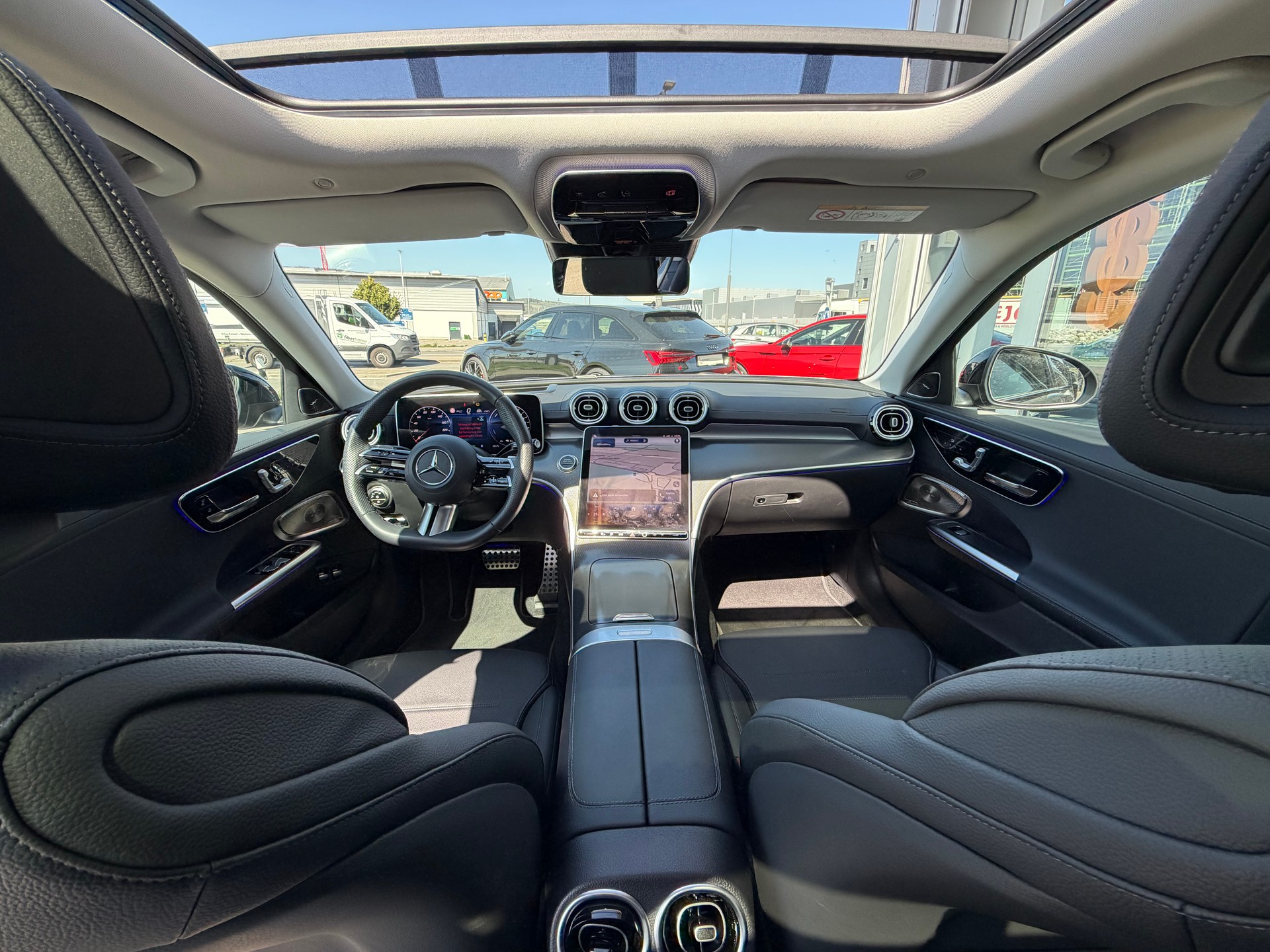 MERCEDES-BENZ C 300e AMG Line 4 Matic EQ Hybrid-image-14