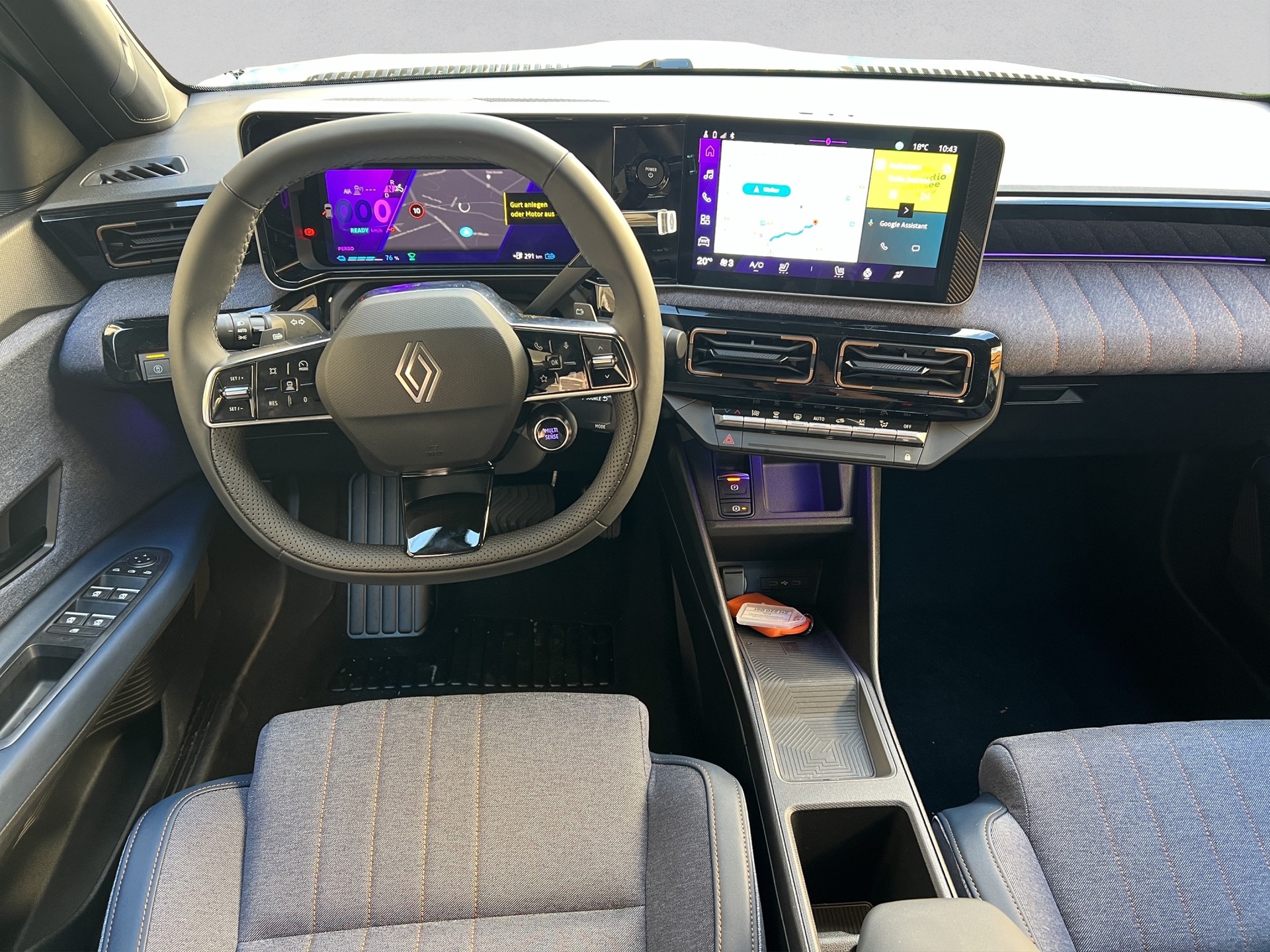 RENAULT R4 E-Tech Comfort Range 52 kWh Techno-image-6