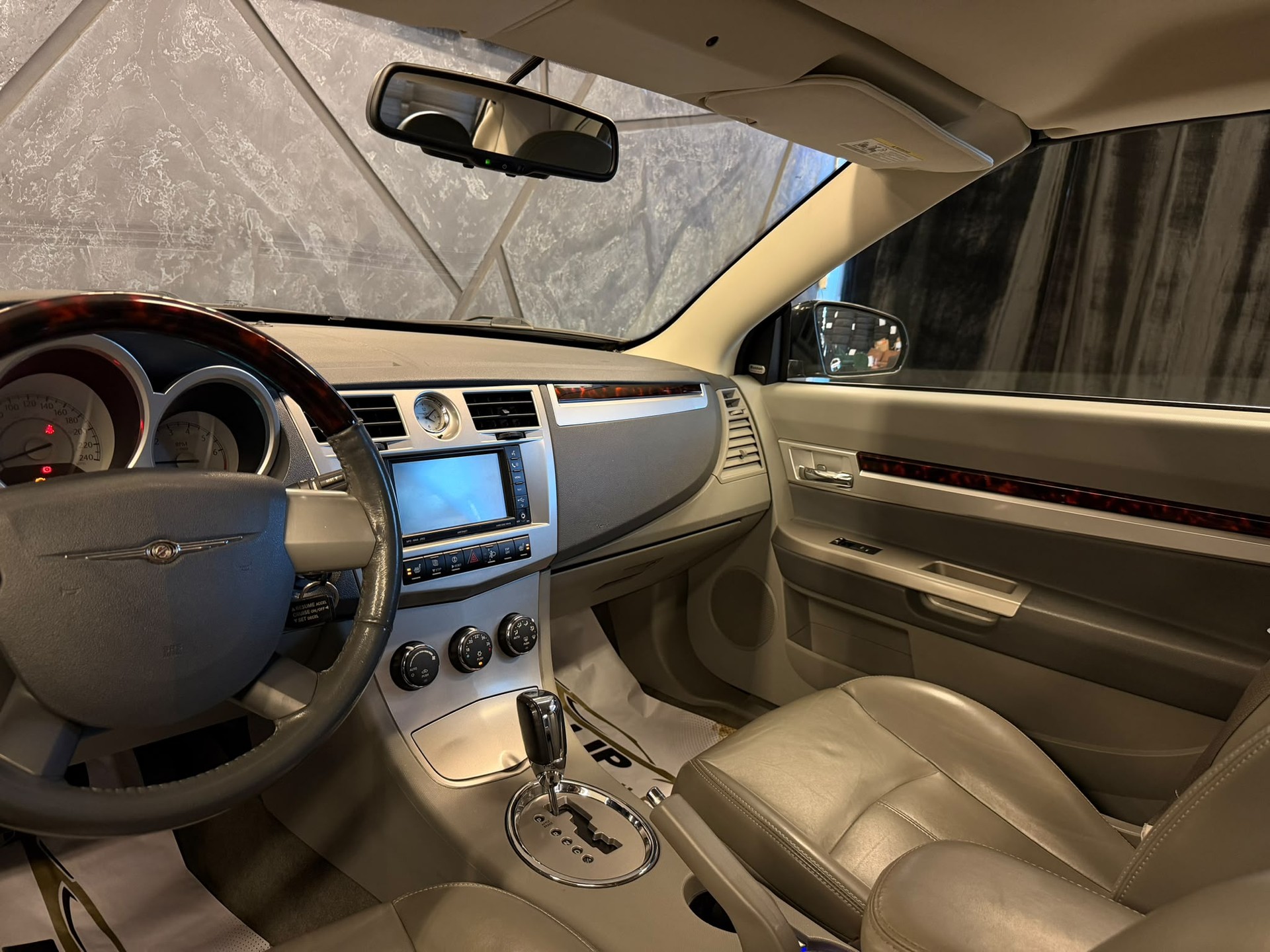 CHRYSLER Sebring 2.7 V6 Limited (LX)-image-11