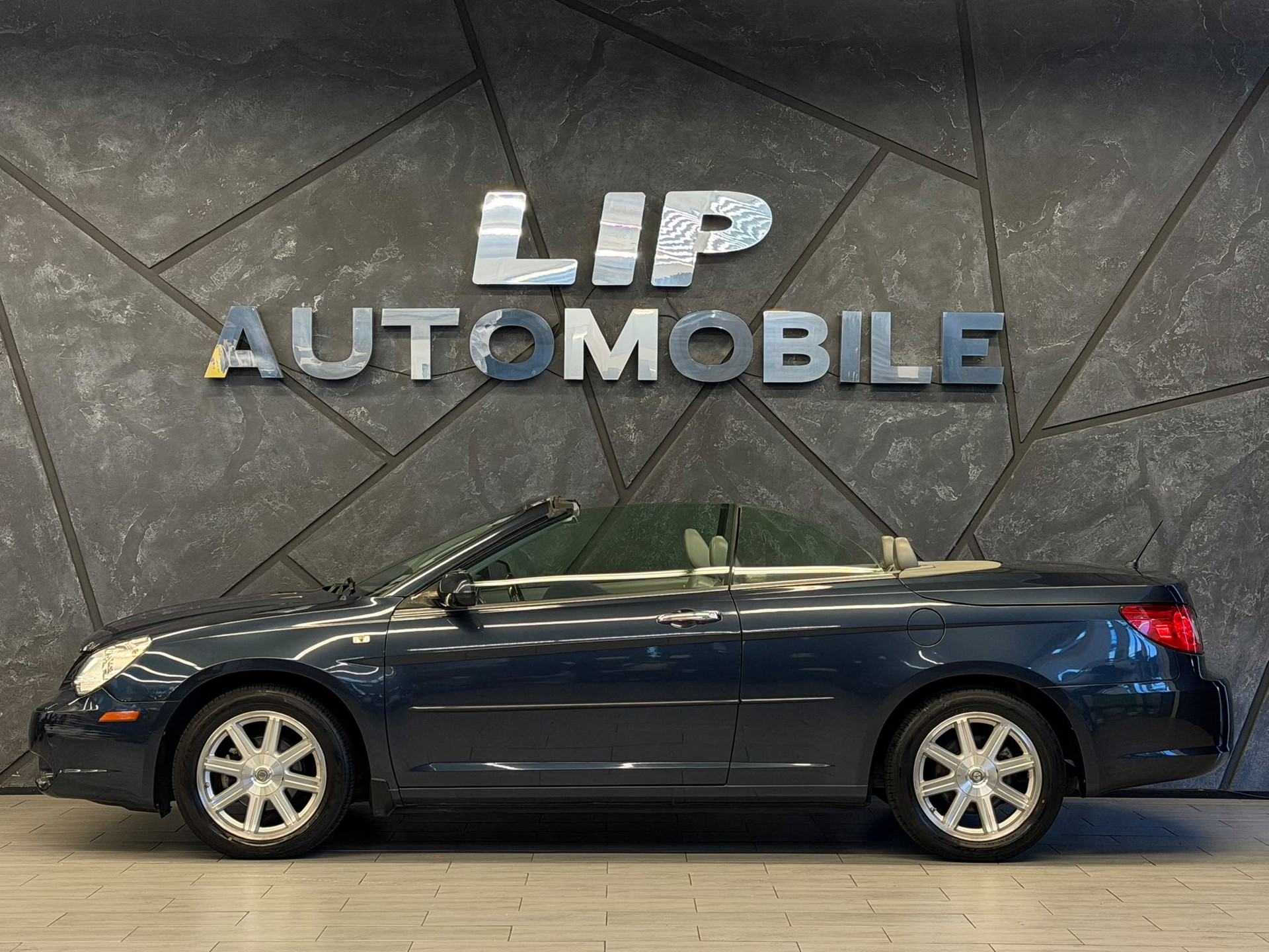 CHRYSLER Sebring 2.7 V6 Limited (LX)-image-4