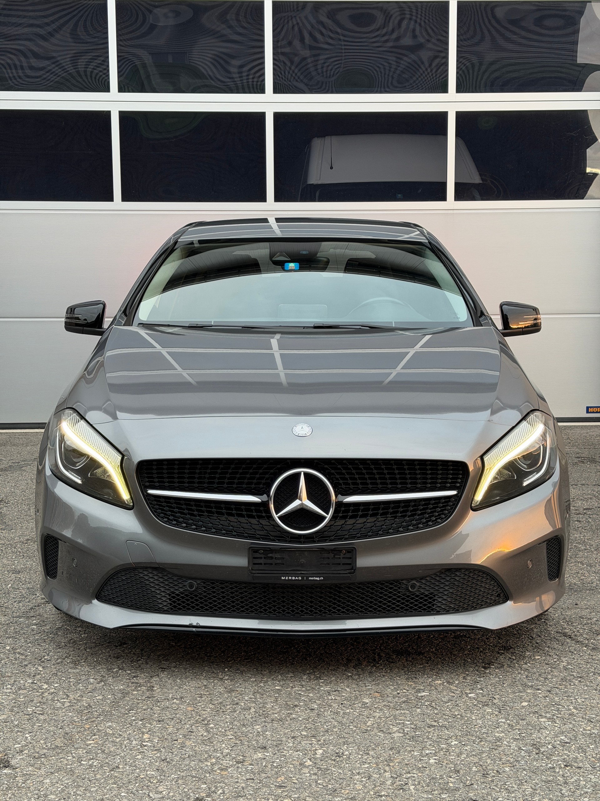 MERCEDES-BENZ A 180 Night Star 7G-DCT-image-2