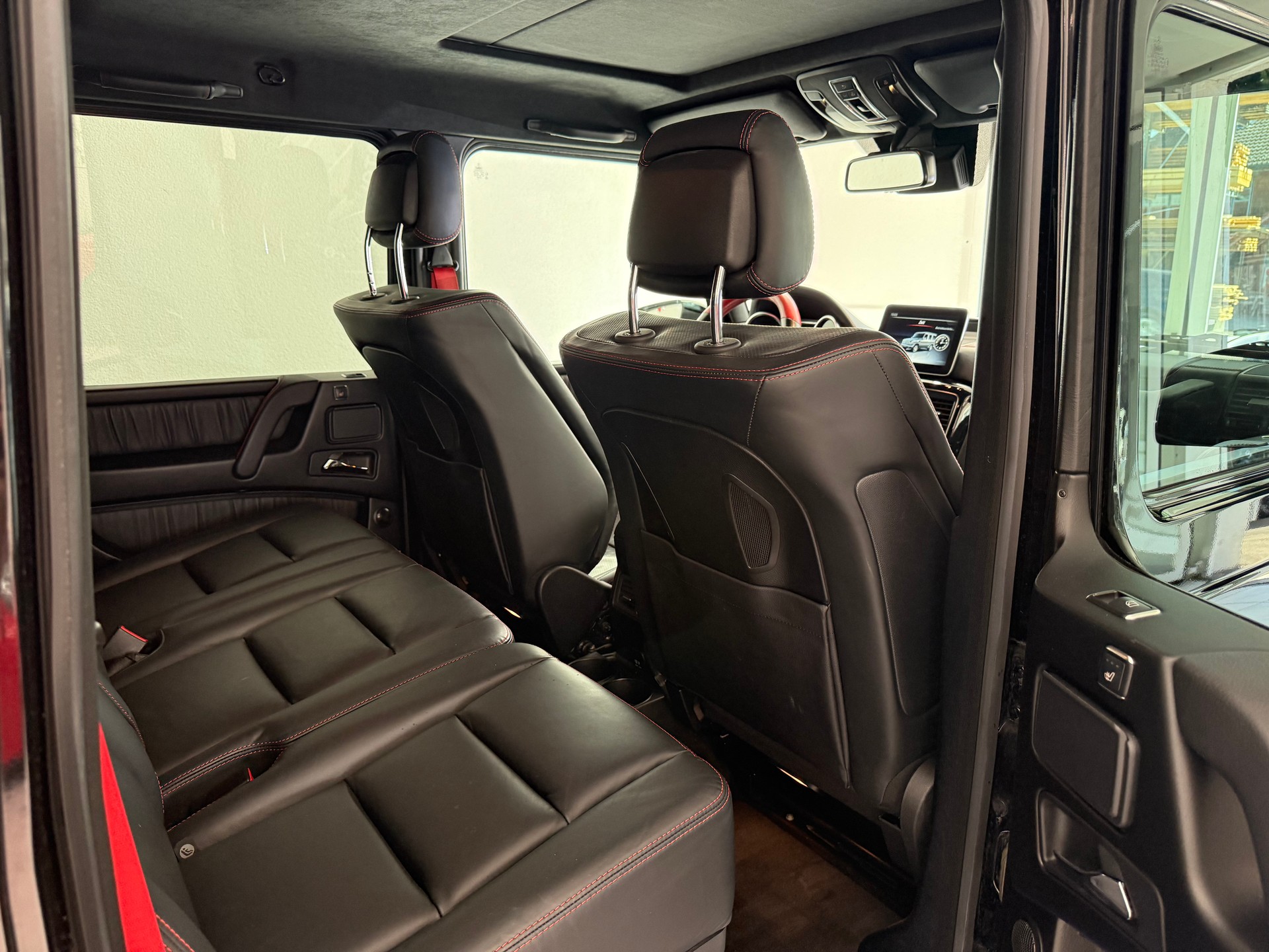 MERCEDES-BENZ G 500 designo manufaktur Edition 7G-Tronic-image-18